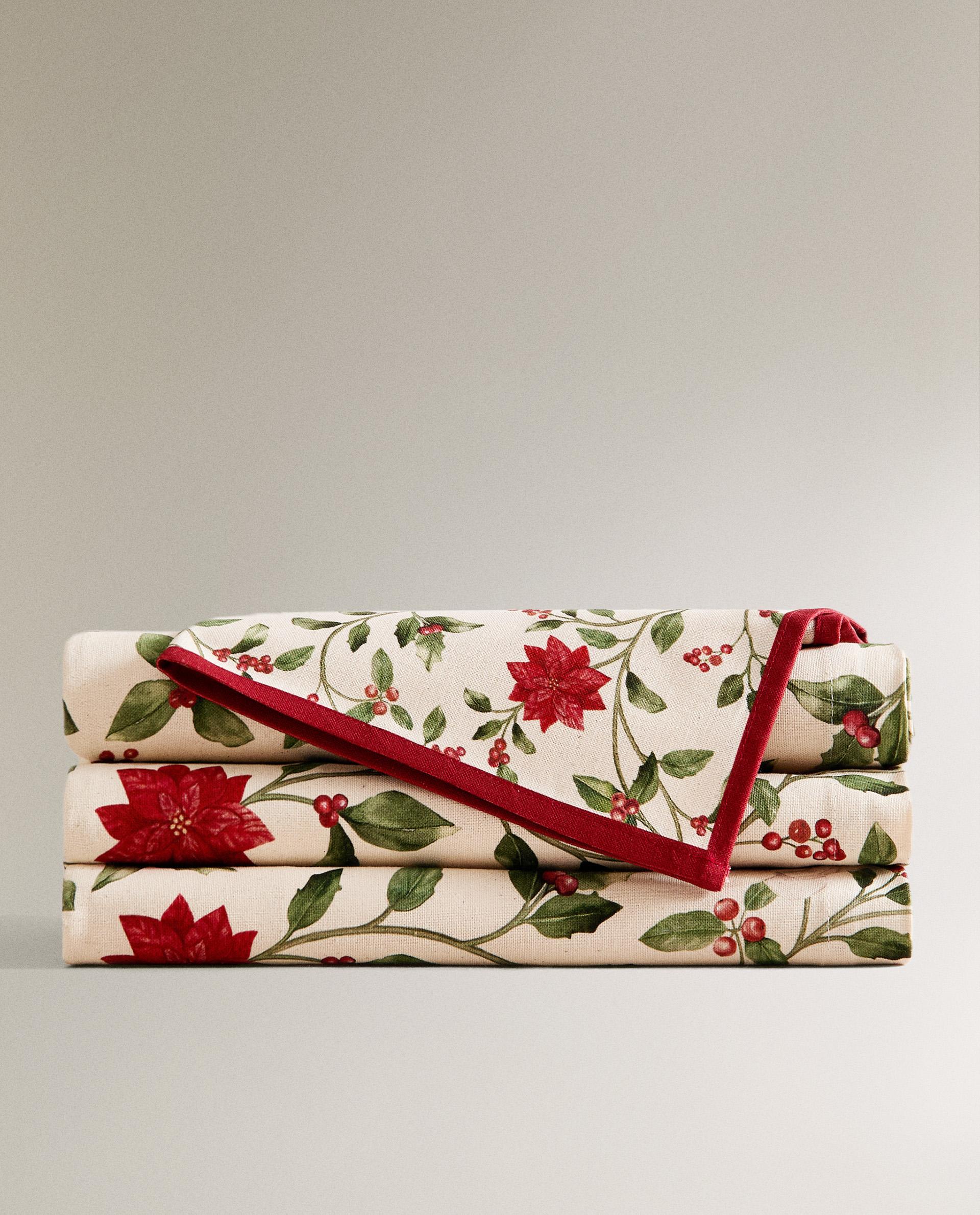 COTTON CHRISTMAS TABLECLOTH WITH BRANCHES AND FLOWERS