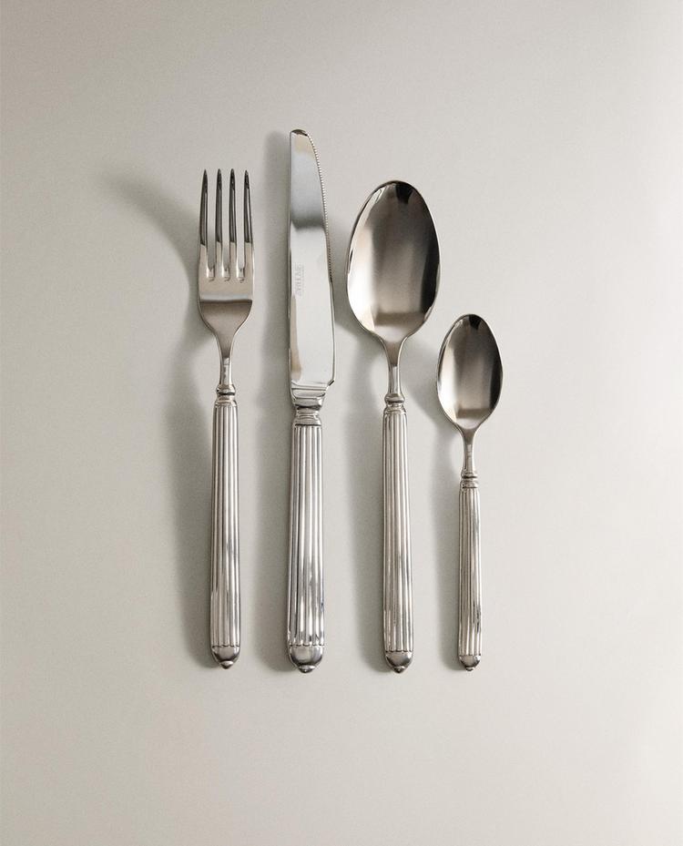 SET CUBIERTO 4 PIEZAS ACERO ESTRIADO