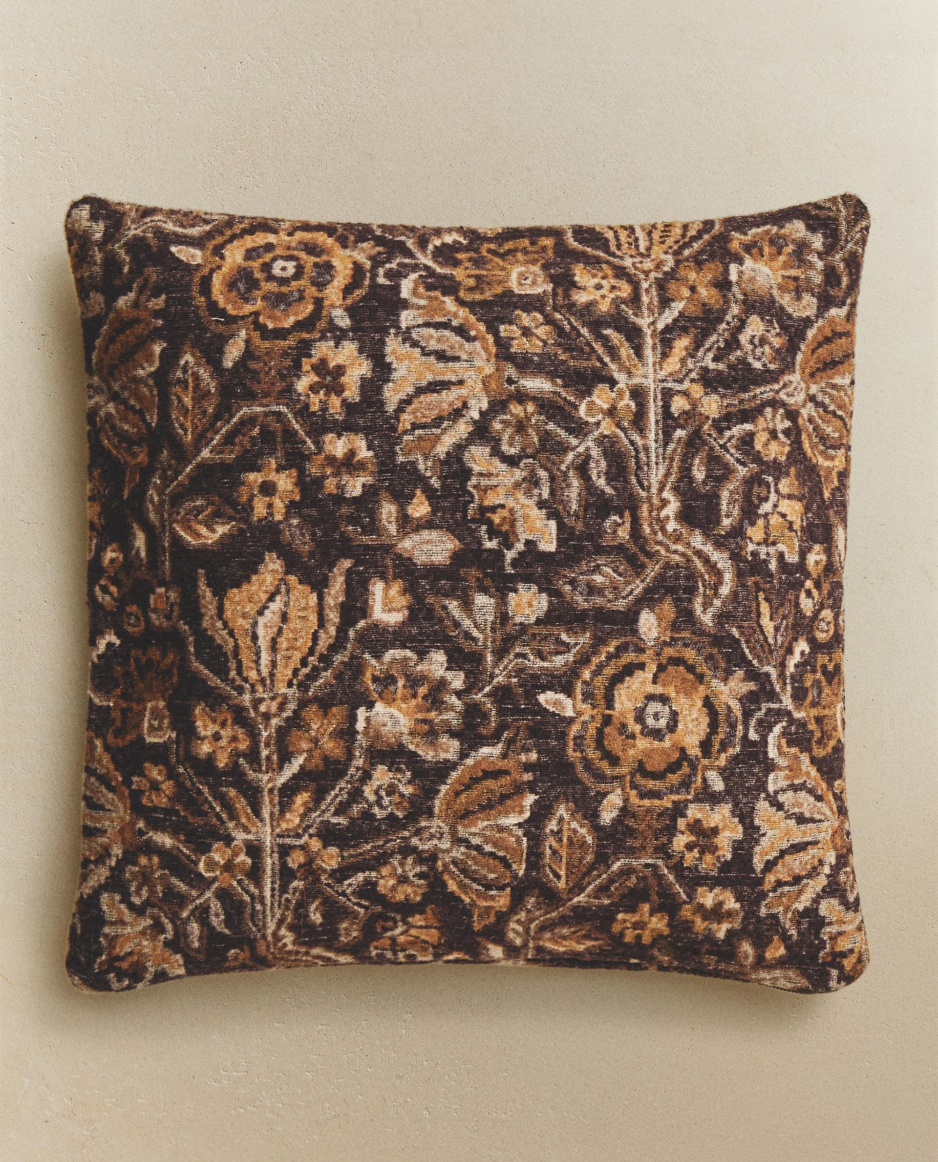 フローラル刺繍 クッションカバー | Zara Home 日本/Japan