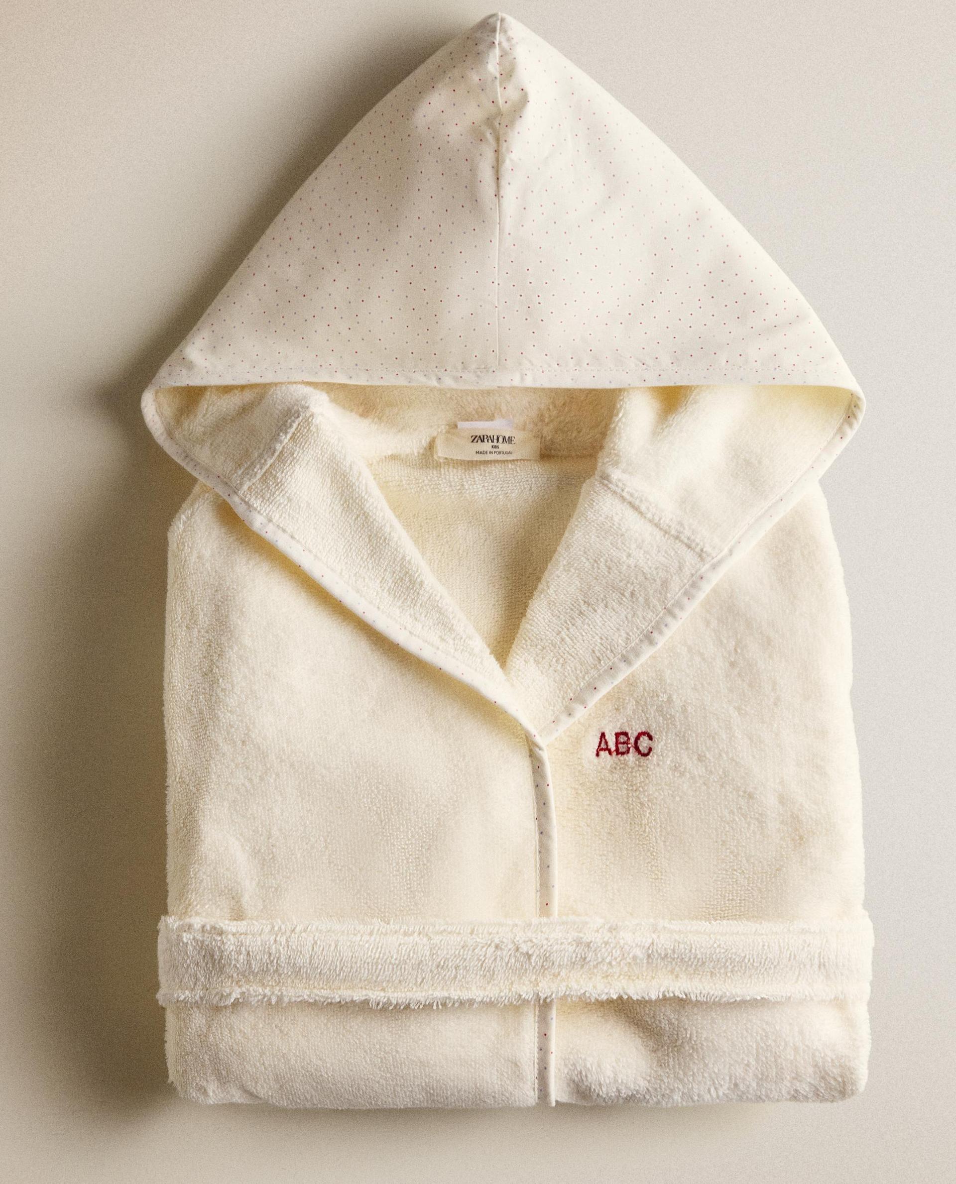 KIDS' POLKA DOT BATHROBE KIDS' POLKA DOT BATHROBE