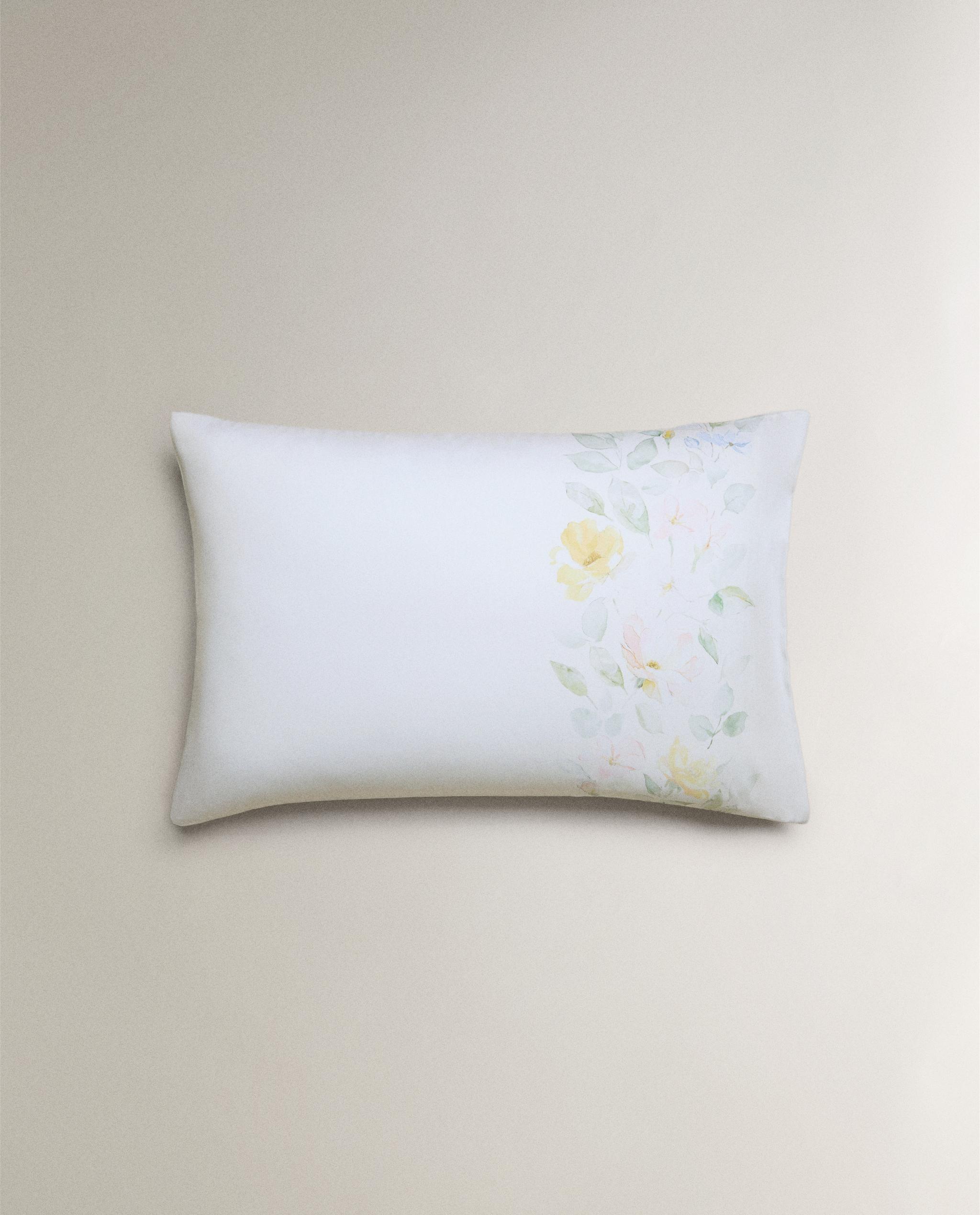 WATERCOLOUR FLOWER PRINT PILLOWCASE product thumbnail 2