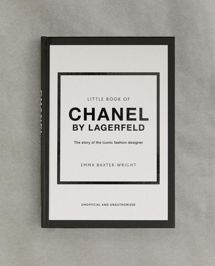 КНИГА „THE LITTLE BOOK OF CHANEL BY LAGERFELD“ КНИГА „THE LITTLE BOOK OF CHANEL BY LAGERFELD“