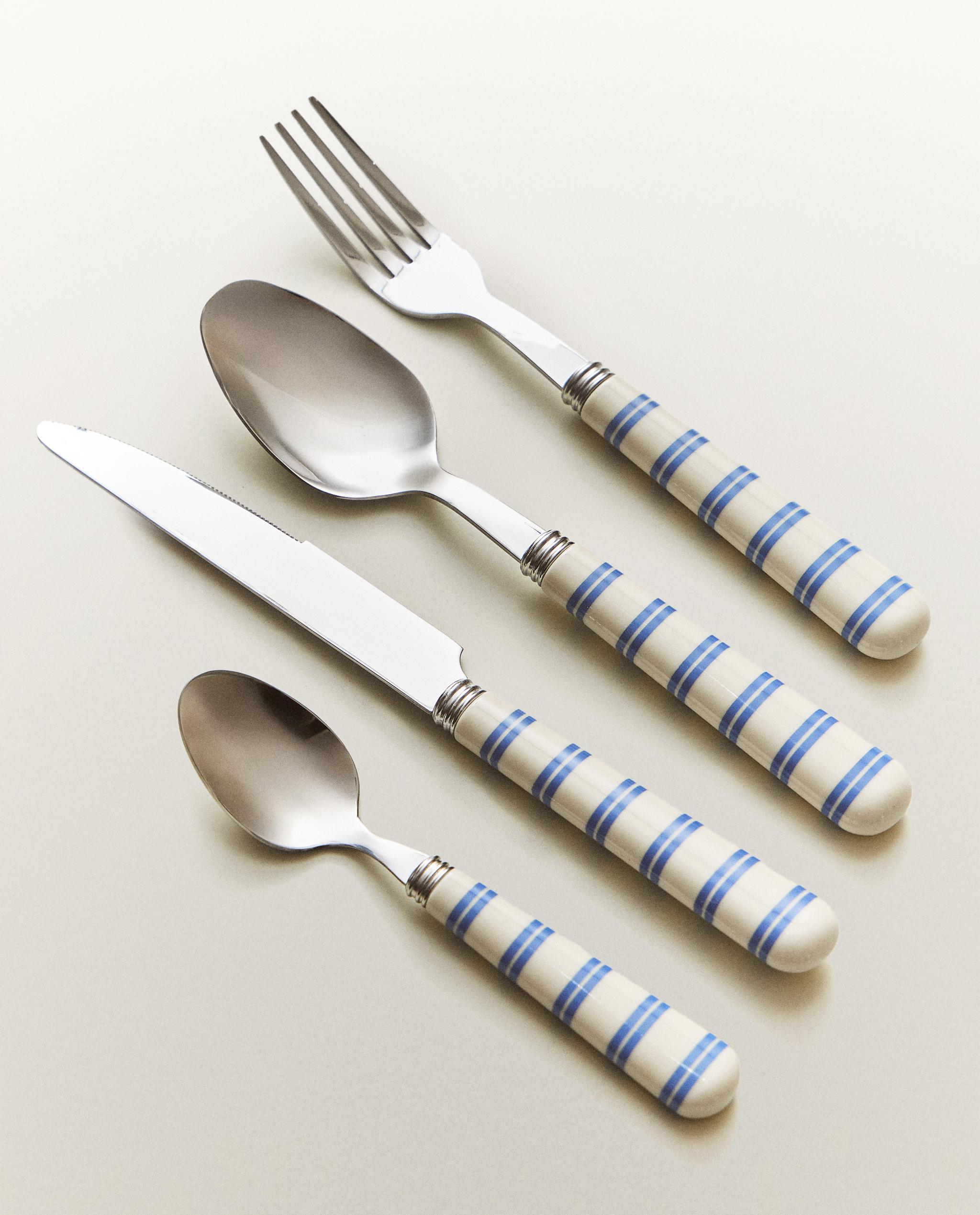 CUTLERY SET WITH STRIPED HANDLE (SET OF 4) product thumbnail 10