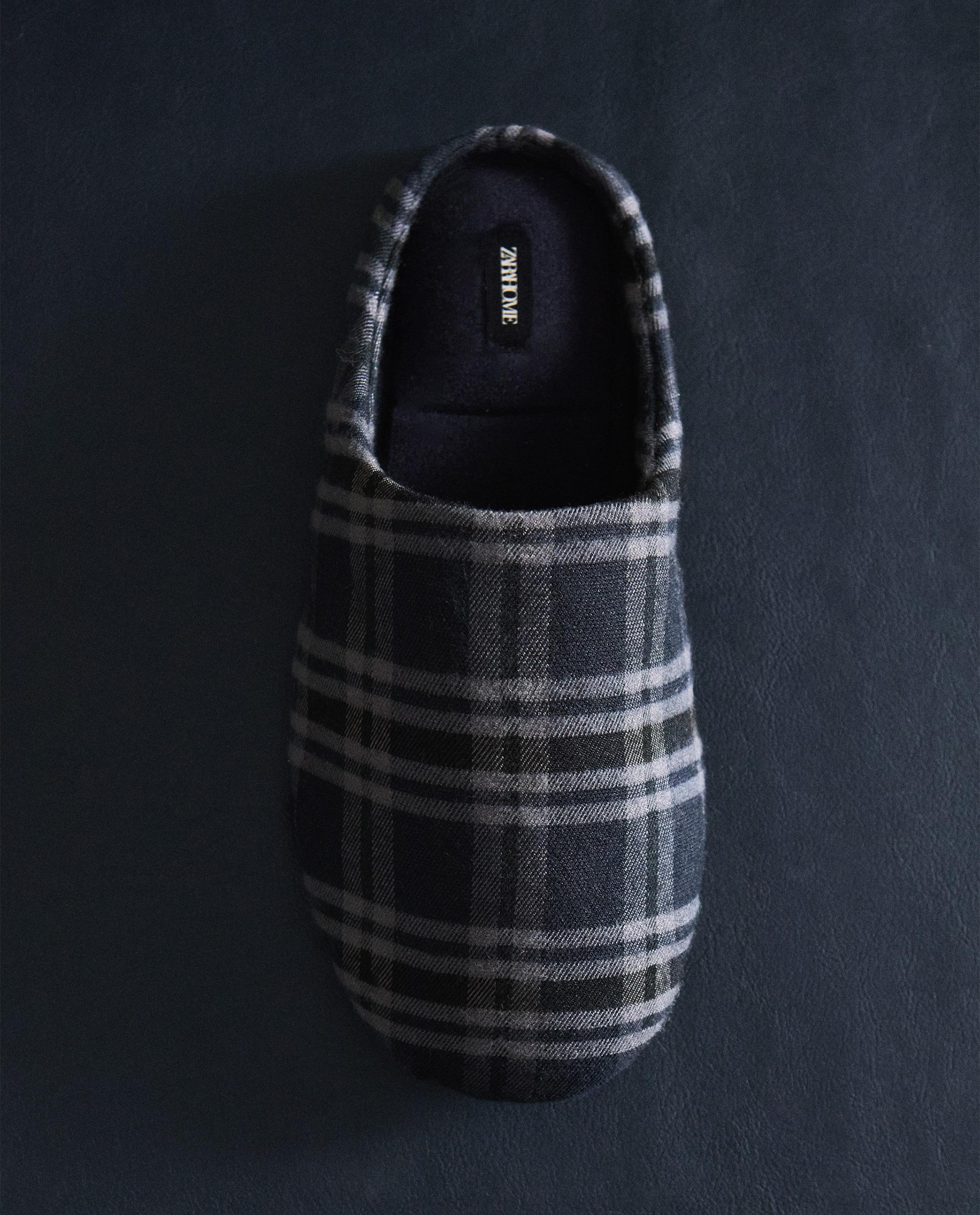 CHECK MULE SLIPPERS CHECK MULE SLIPPERS