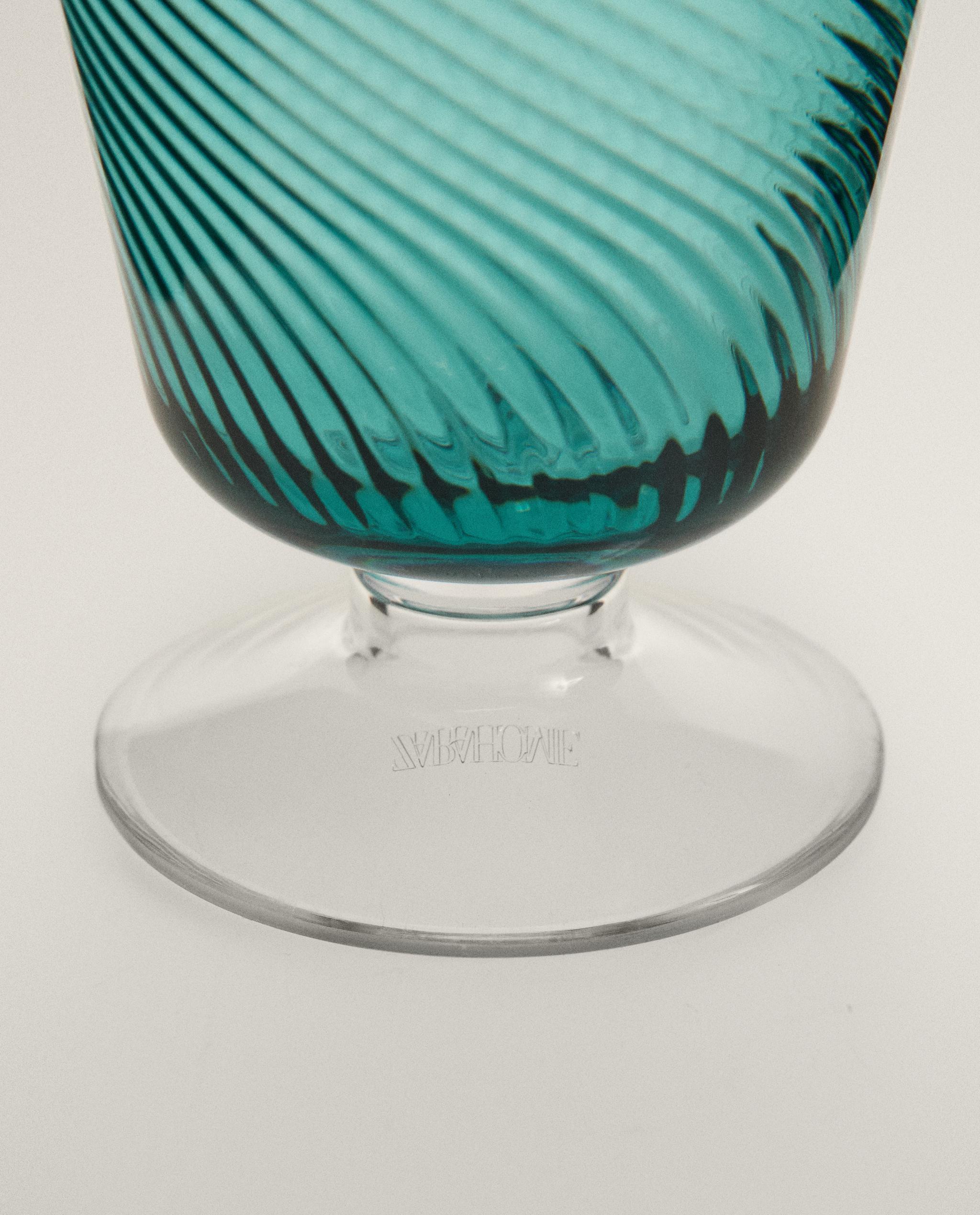 ACRYLIC WINE GLASS WITH LINEAR DESIGN product thumbnail 8
