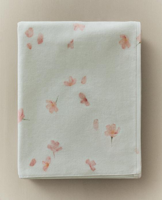 FLORAL VELOUR BATH TOWEL