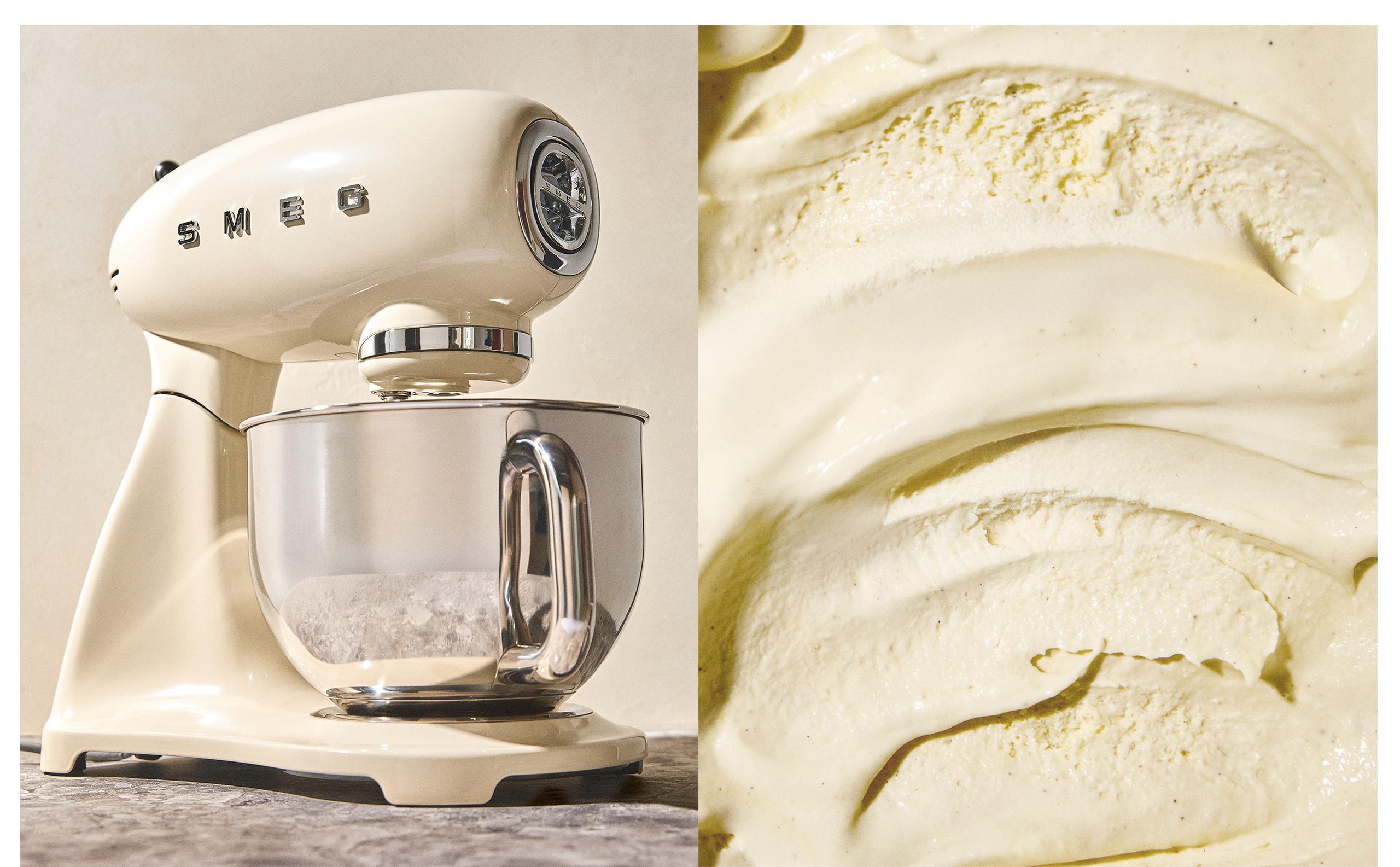 SMEG STAND MIXER