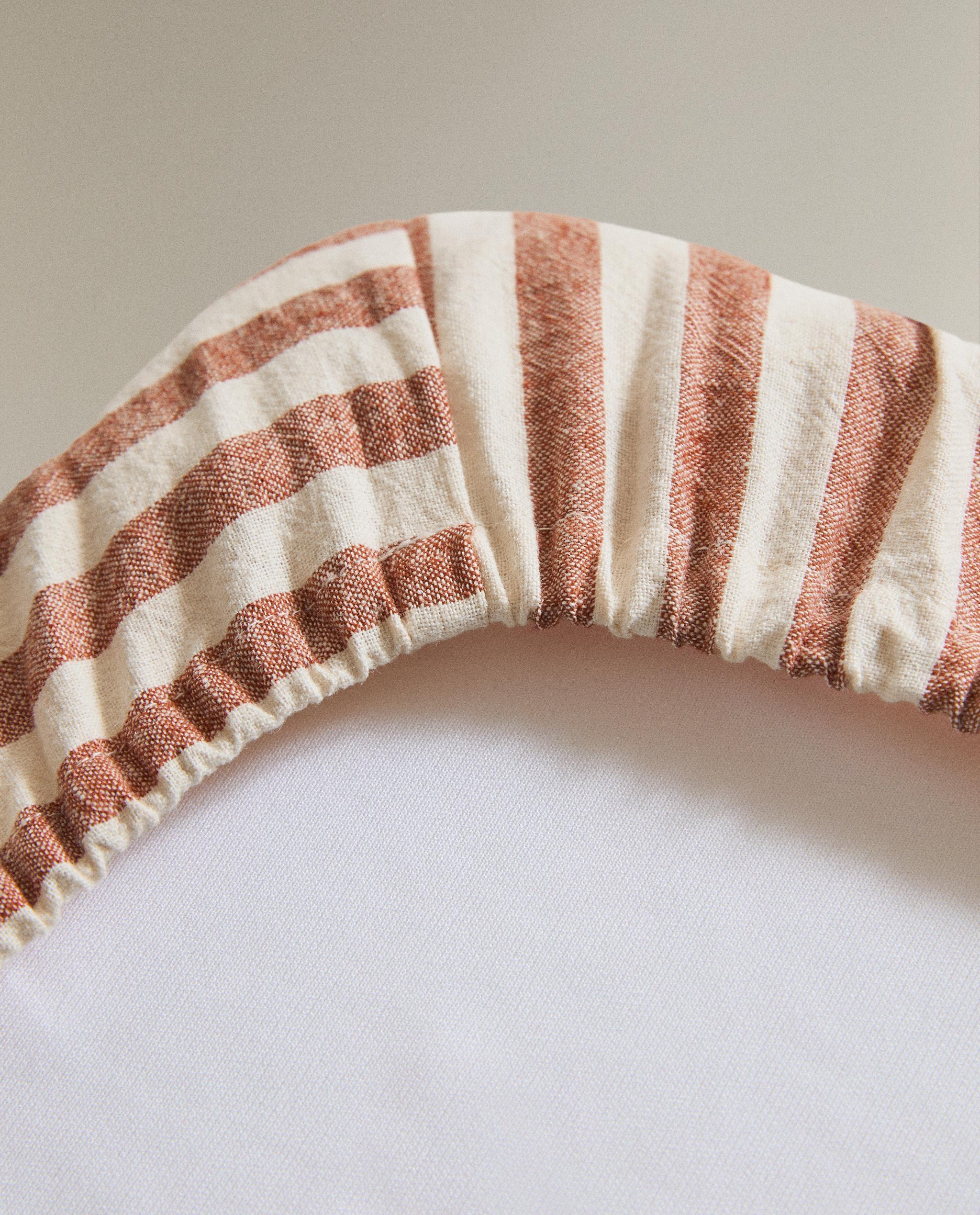 STRIPED LINEN AND COTTON BABY CHANGING MAT COVER product thumbnail 5