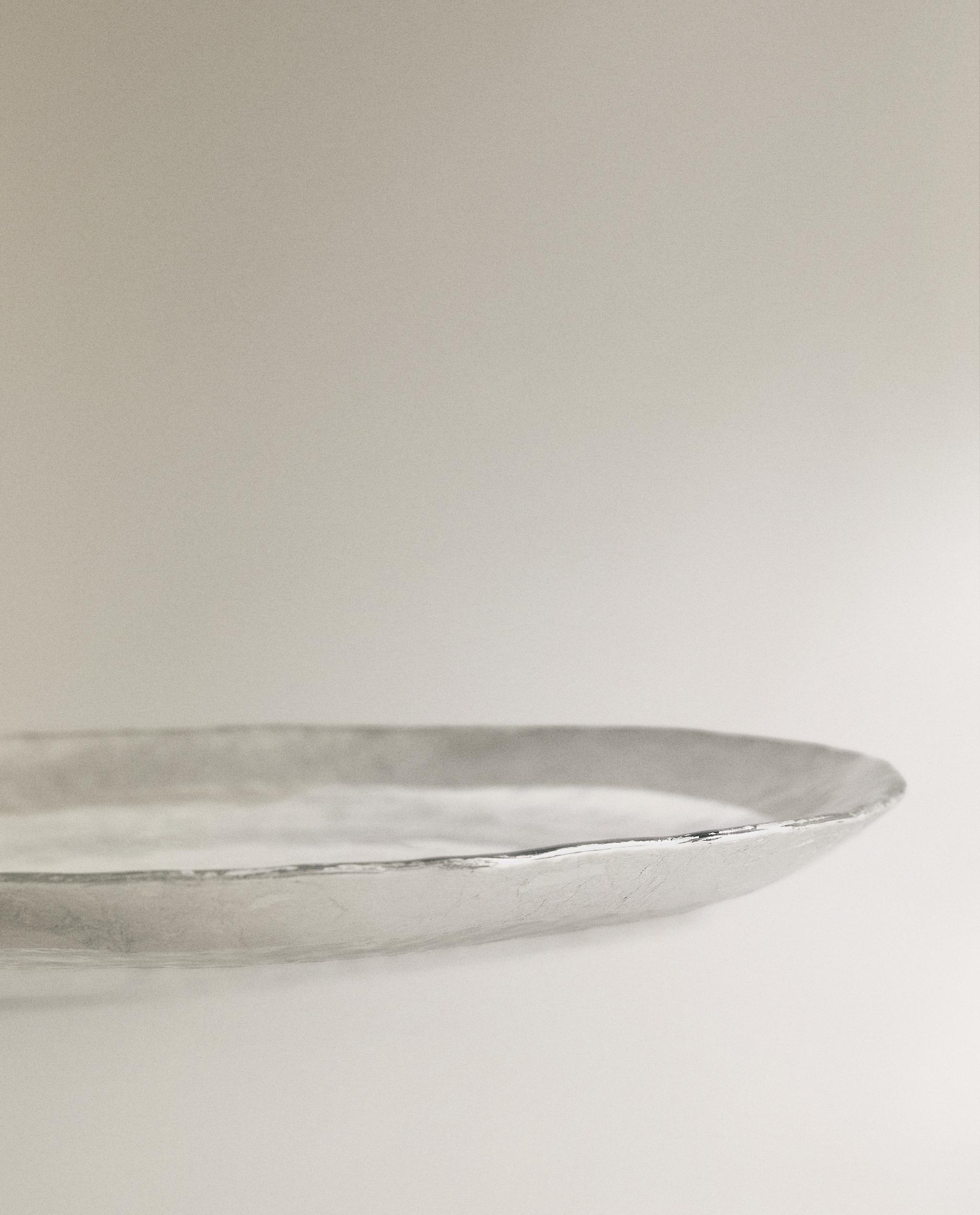 RAISED GLASS DESSERT PLATE WITH SILVER RIM product thumbnail 5