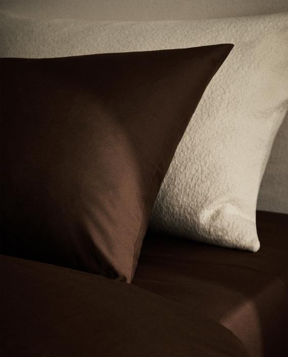 TAIE D’OREILLER PERCALE DE COTON (200 FILS)