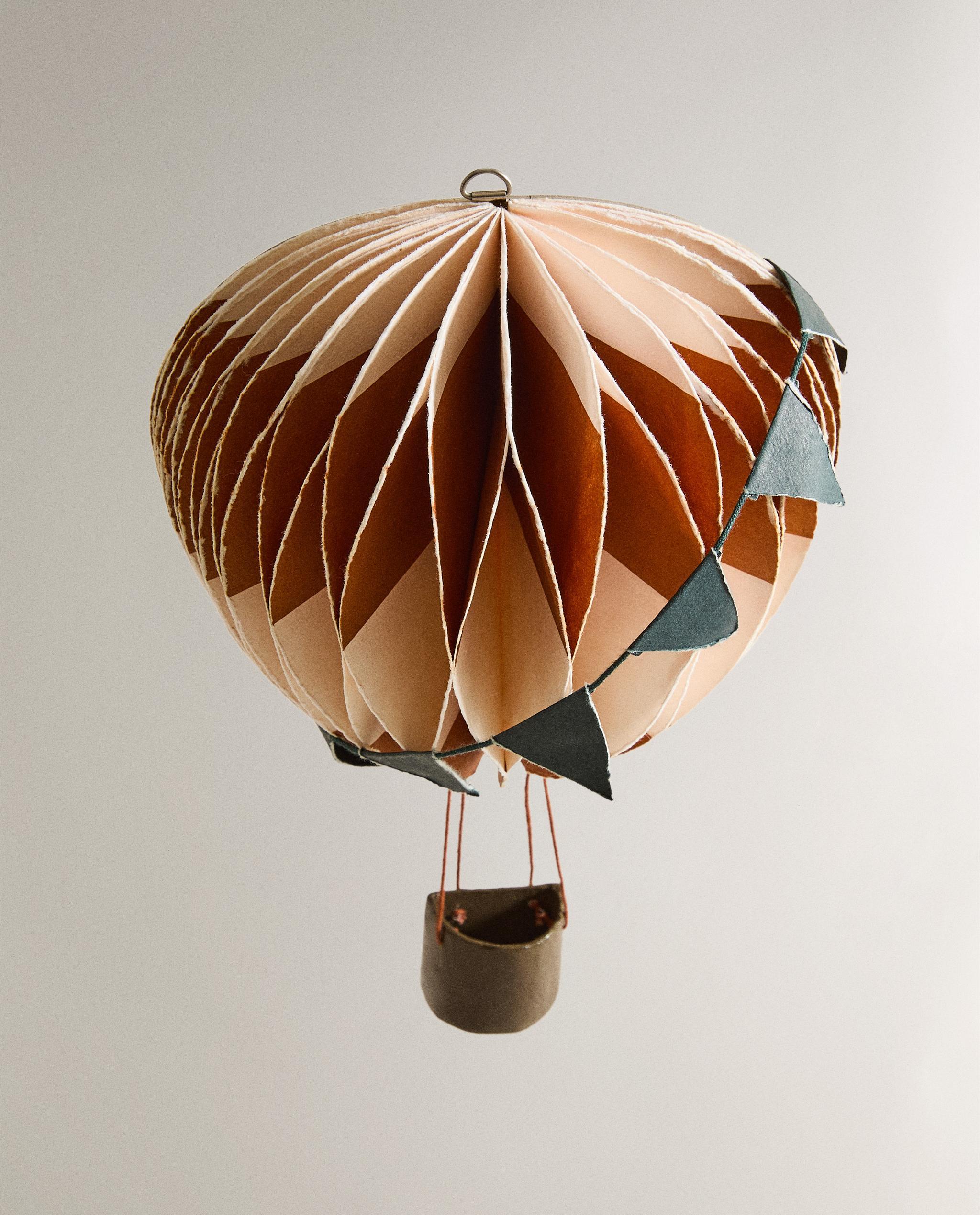 COLOURED PAPER WALL BALLOON (16 CM) product thumbnail 7