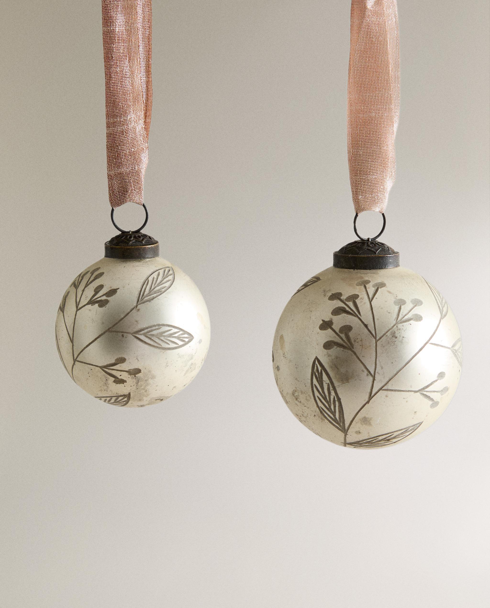 マットリーフボール クリスマスツリーオーナメント | Zara Home 日本/Japan