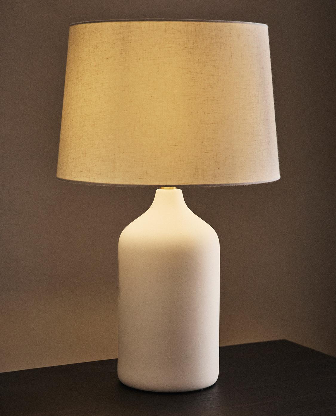 セラミックベース ホワイト テーブルランプ | Zara Home 日本/Japan