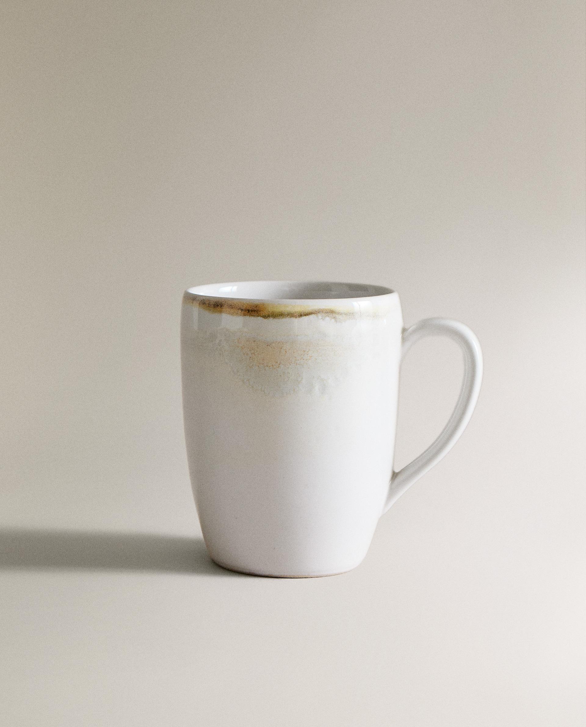 STONEWARE MUG