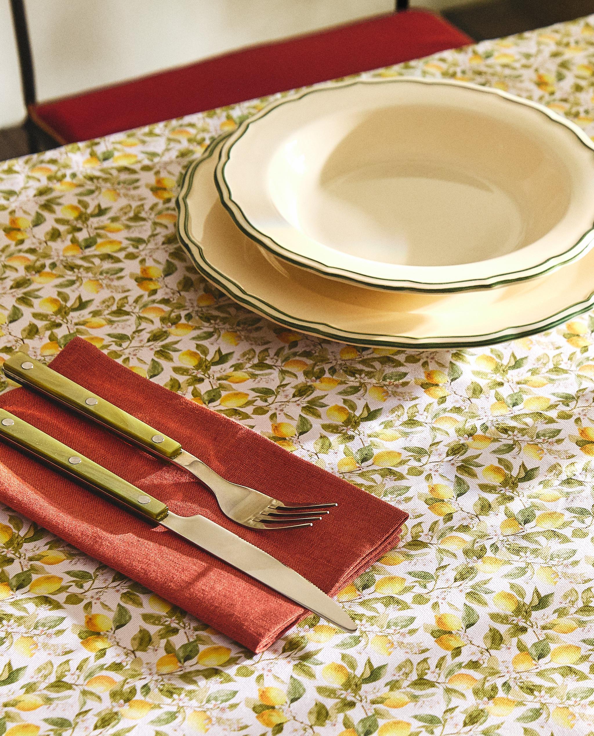 RESIN-COATED COTTON TABLECLOTH WITH LEMON PRINT product thumbnail 9