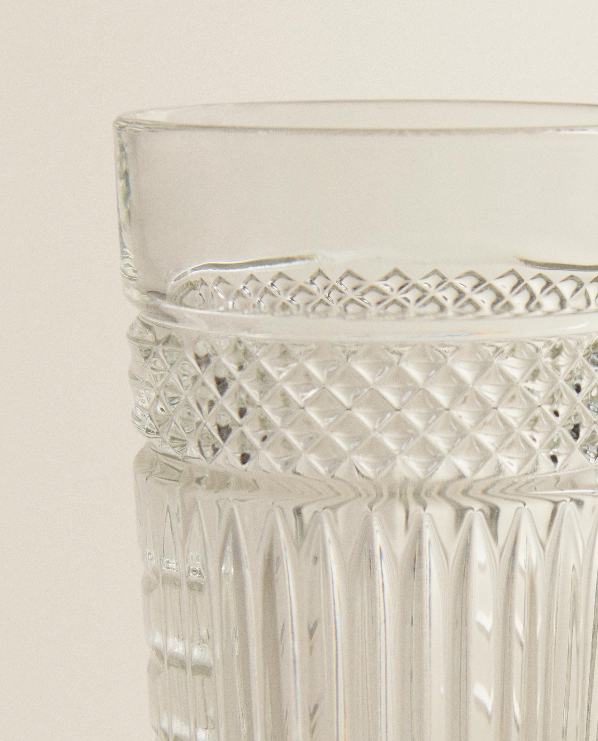 RAISED-DESIGN GLASS SOFT DRINK TUMBLER product thumbnail 11