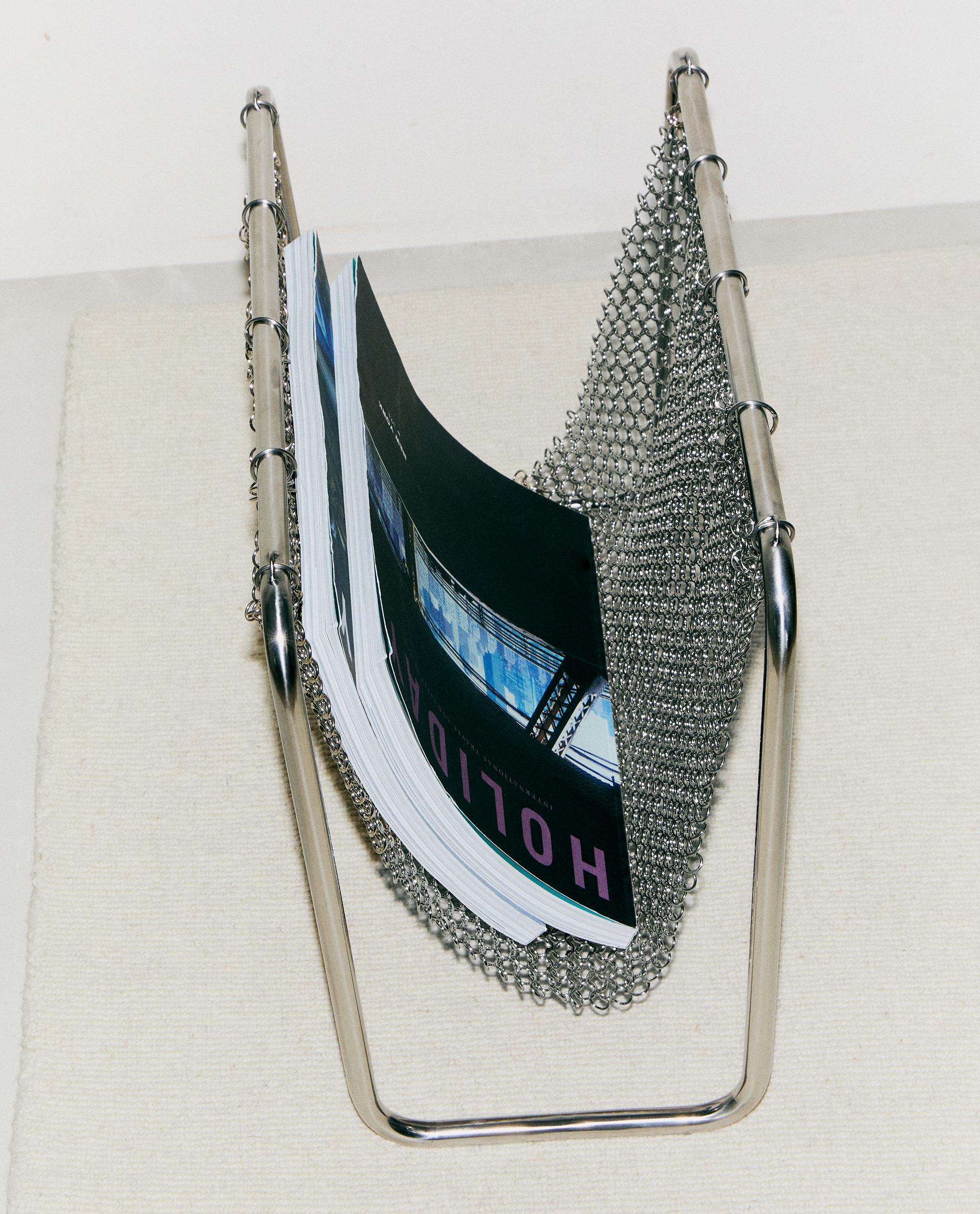 METAL MESH MAGAZINE RACK product thumbnail 9