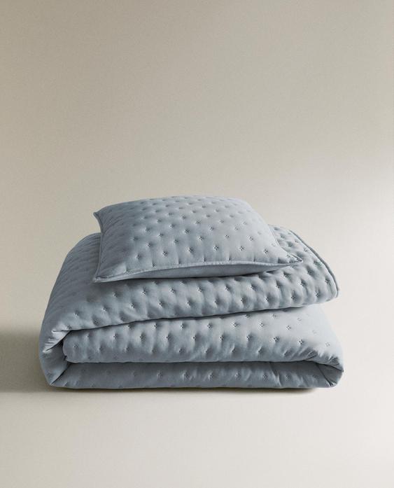 لحاف مبطن ومنقط لحاف مبطن ومنقط