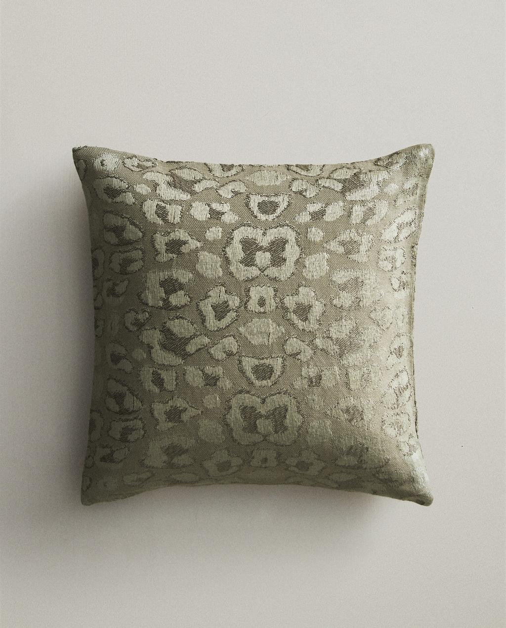 ANIMAL PRINT CUSHION COVER