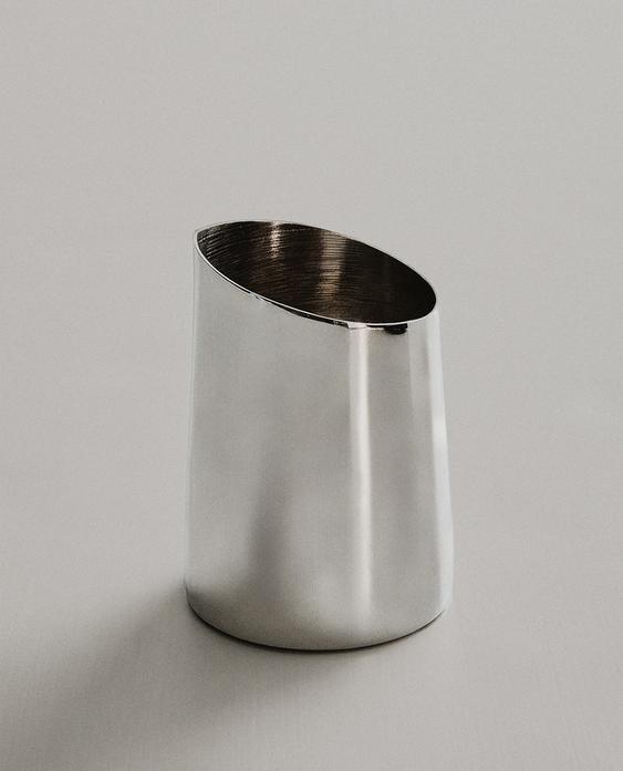 STEEL VASE STEEL VASE