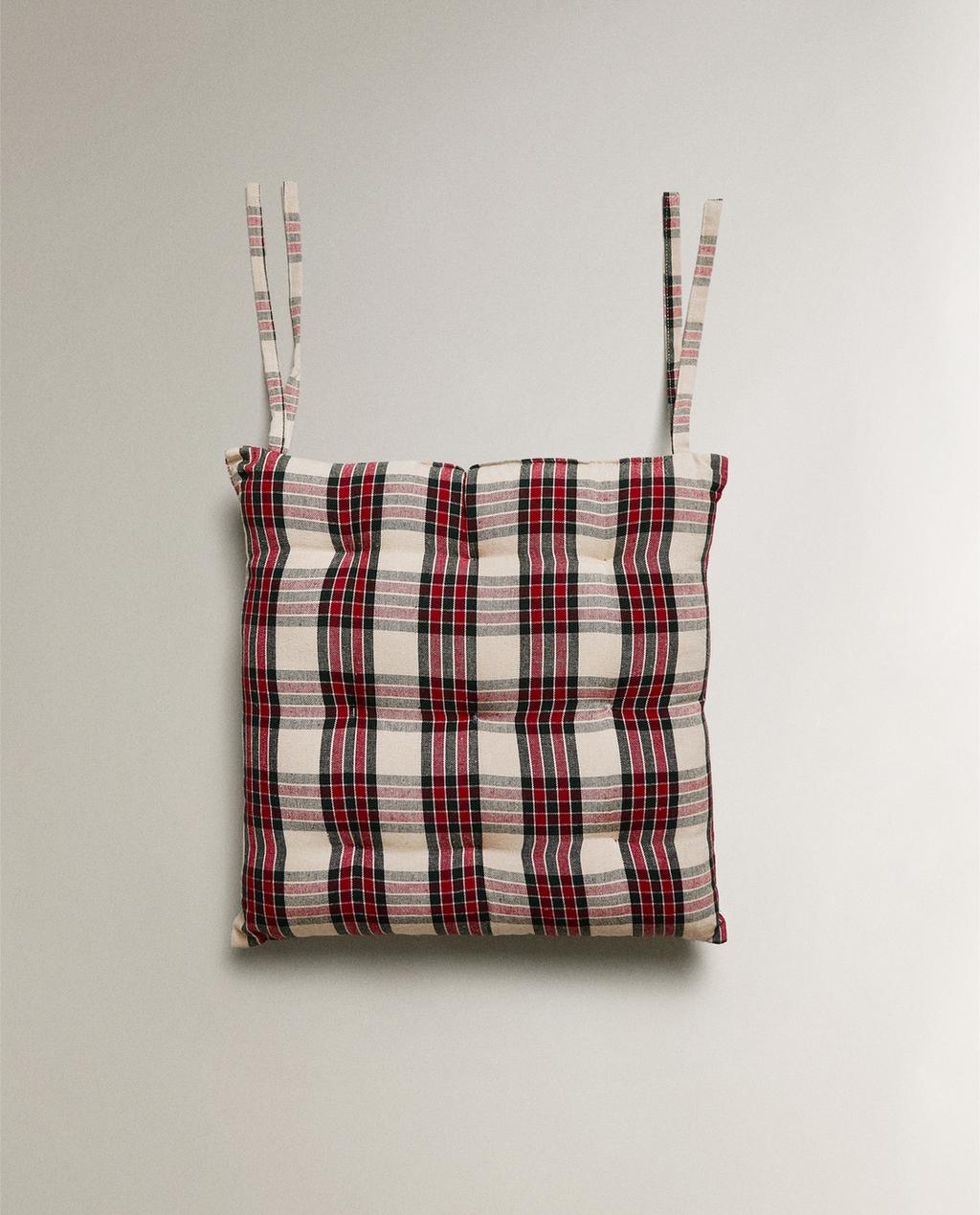 CHRISTMAS CHECK SEAT CUSHION