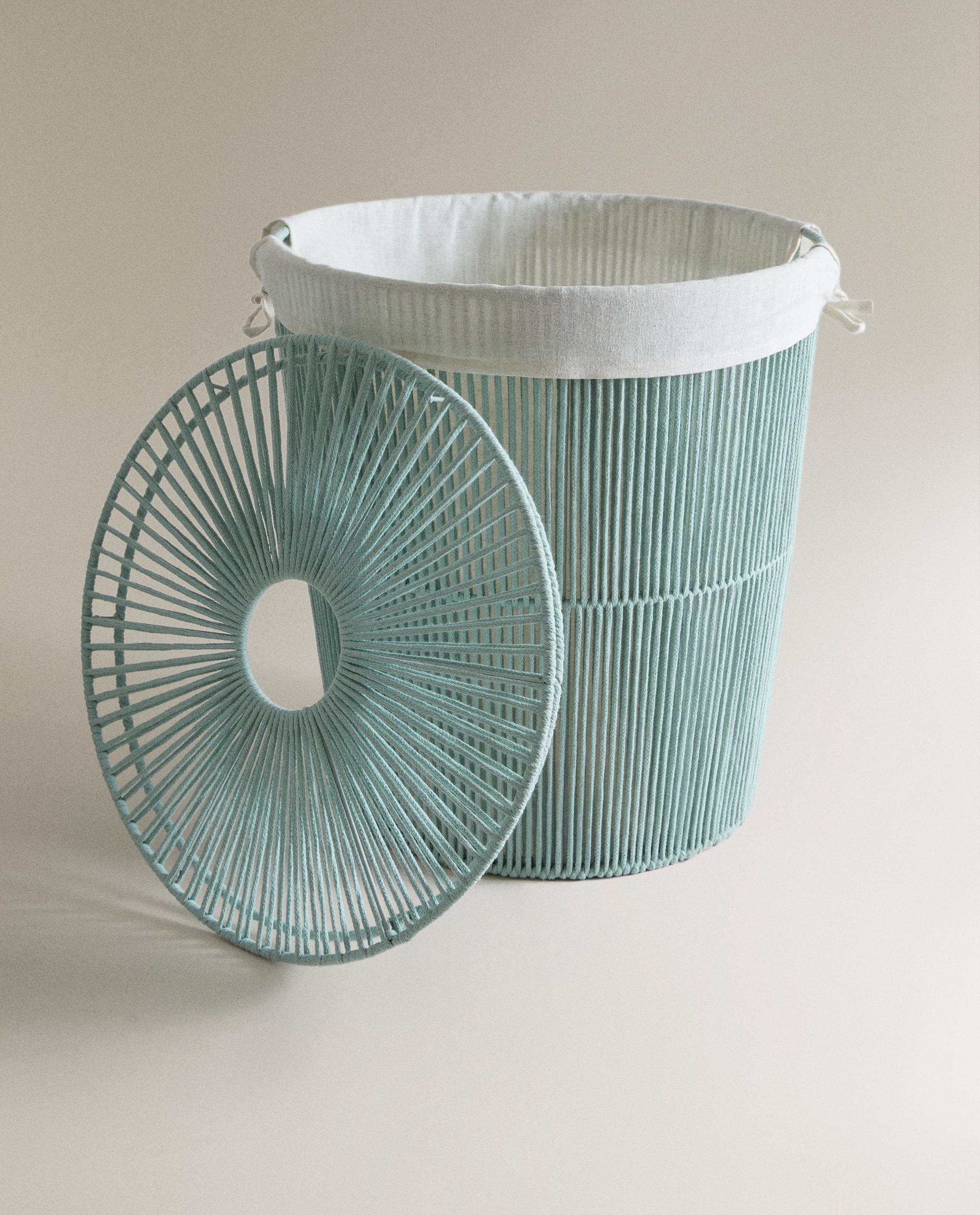 LAUNDRY BASKET WITH COTTON LINING AND LID product thumbnail 8