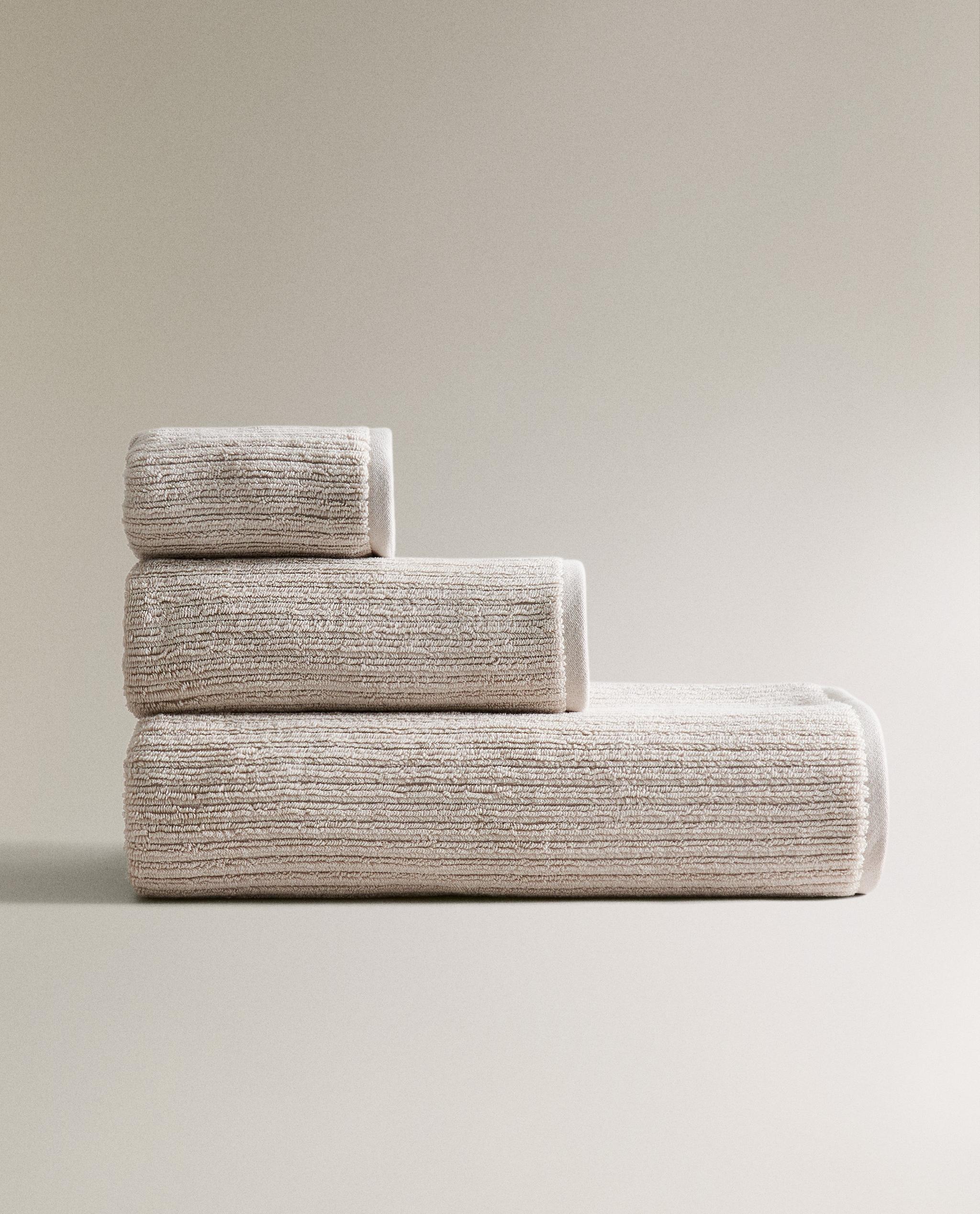 RIBBED TEXTURE BATH TOWEL Zara Home UAE DUBAI/SHARJAH/AJMAN