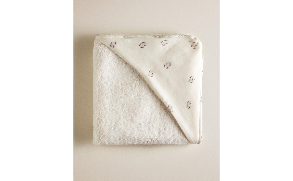 BUNNY HOODED BABY TOWEL BUNNY HOODED BABY TOWEL