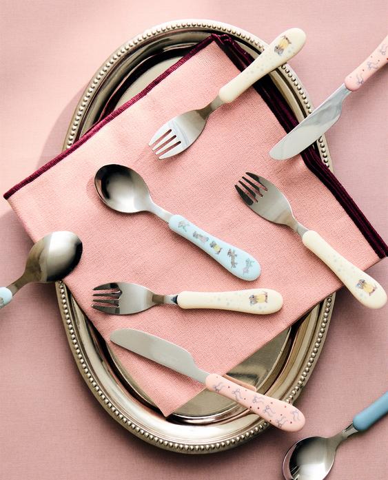 CONJUNTO DE TALHERES INFANTIL CÃO PATINADOR CONJUNTO DE TALHERES INFANTIL CÃO PATINADOR