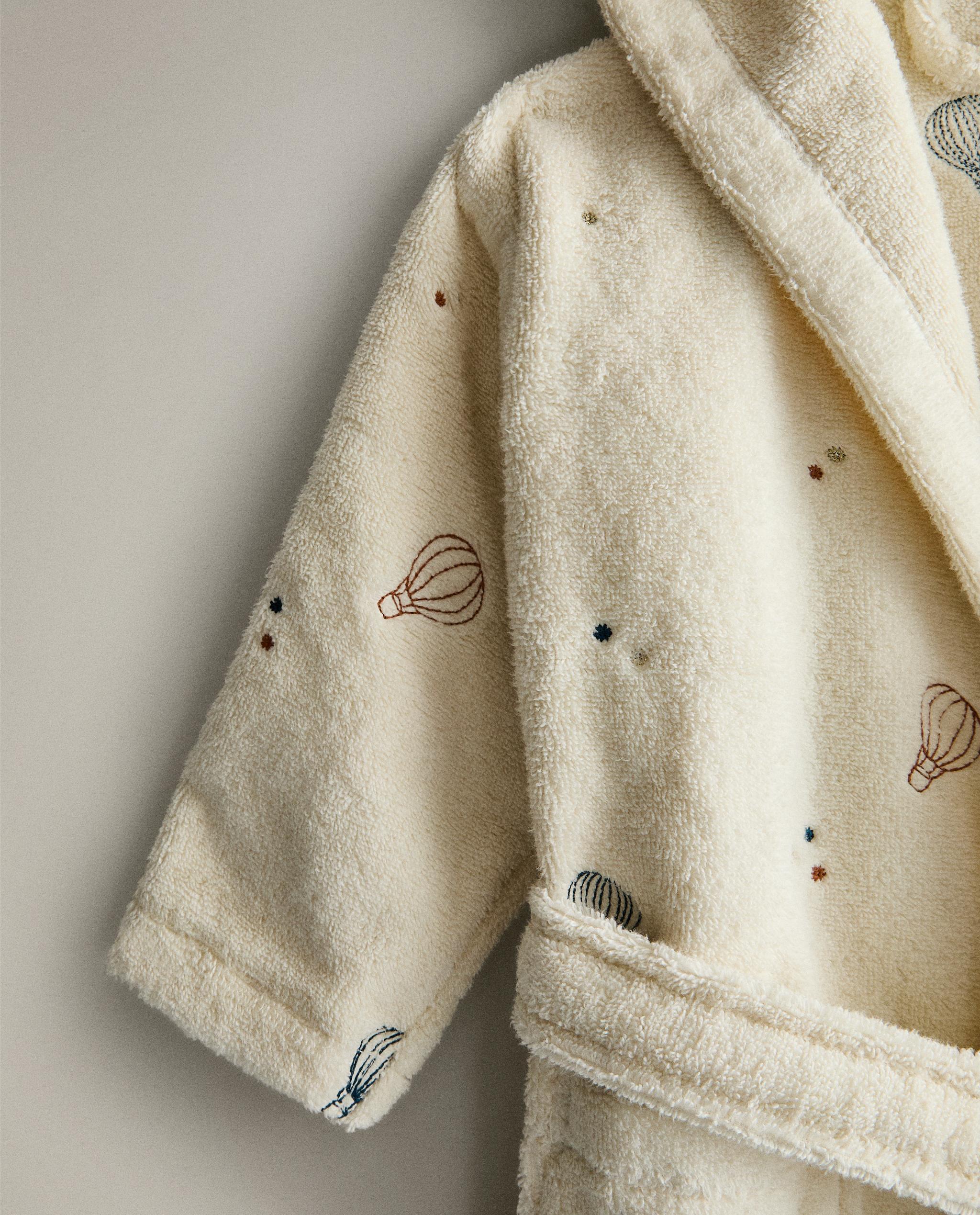 KIDS' BALLOON BATHROBE product thumbnail 8