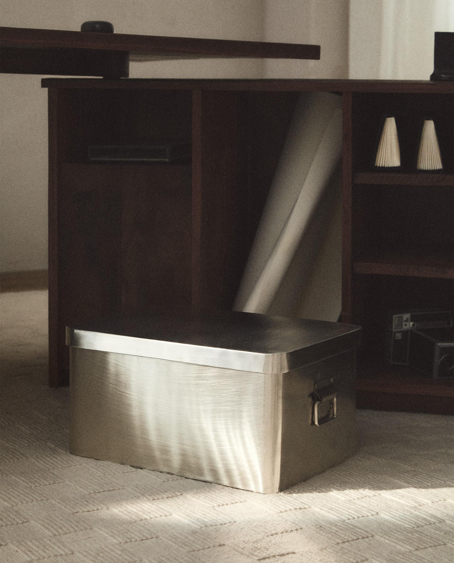 WOODEN AND LINEN WATCH BOX | Zara Home United States of America