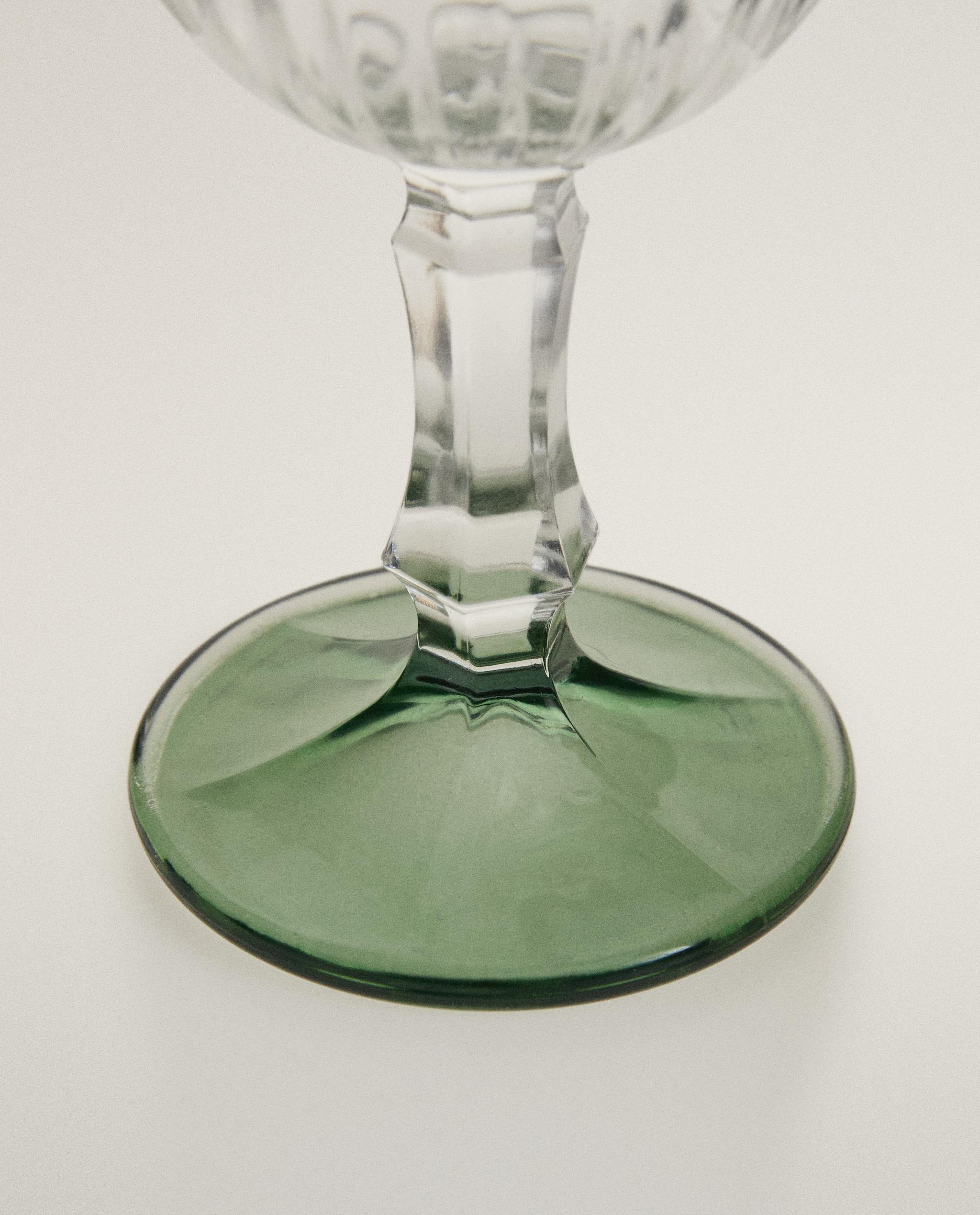 TUMBLER SET WITH RAISED DESIGN AND COLOURED BASE product thumbnail 11