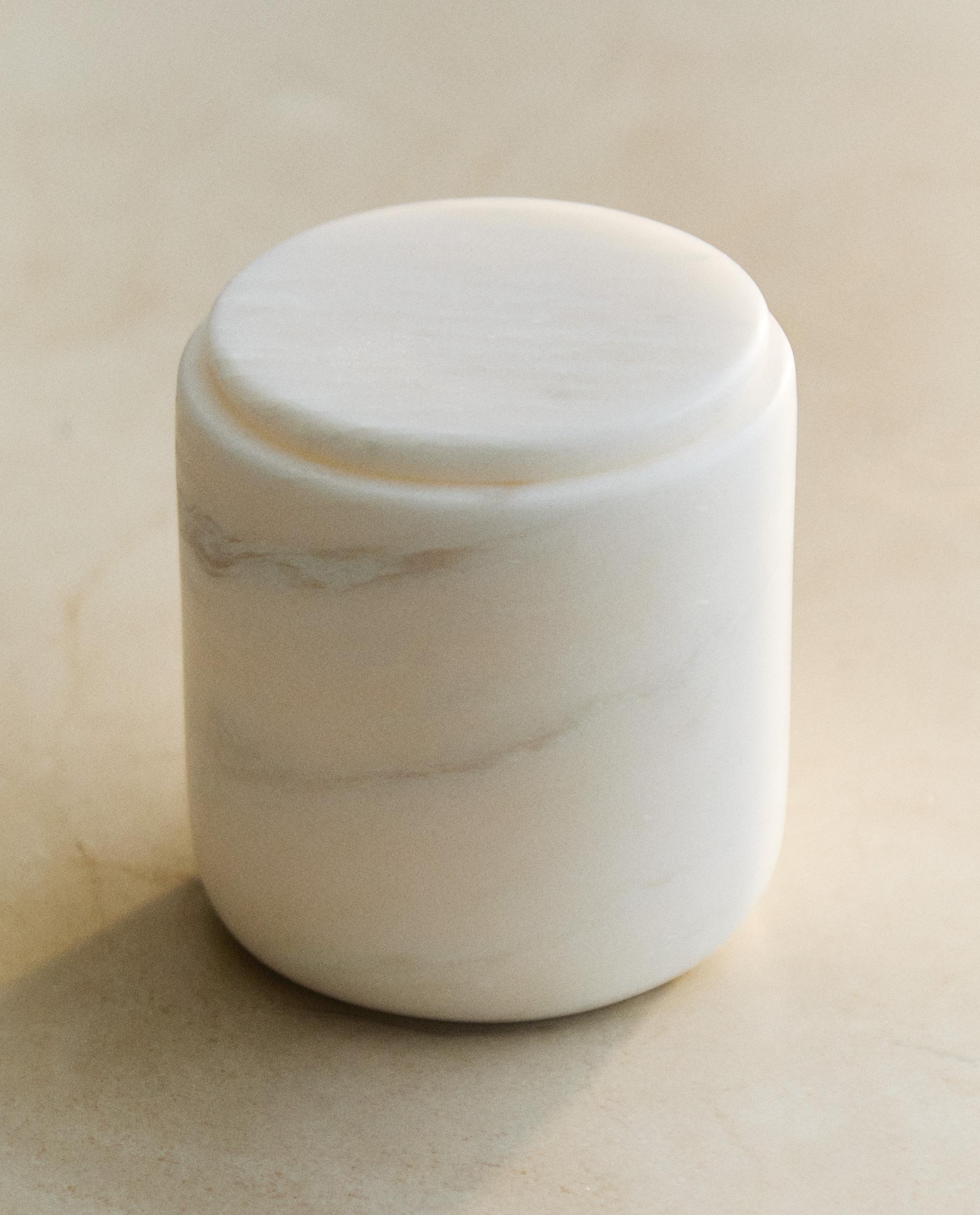 WHITE MARBLE BATHROOM ORGANISER JAR product thumbnail 8