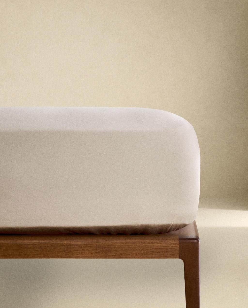 SATEEN FITTED SHEET | 30 CM HIGH (300 THREAD COUNT) SATEEN FITTED SHEET | 30 CM HIGH (300 THREAD COUNT)