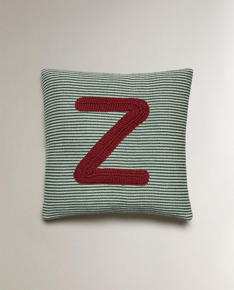 KINDERKISSEN BESTICKT MIT BUCHSTABE Z