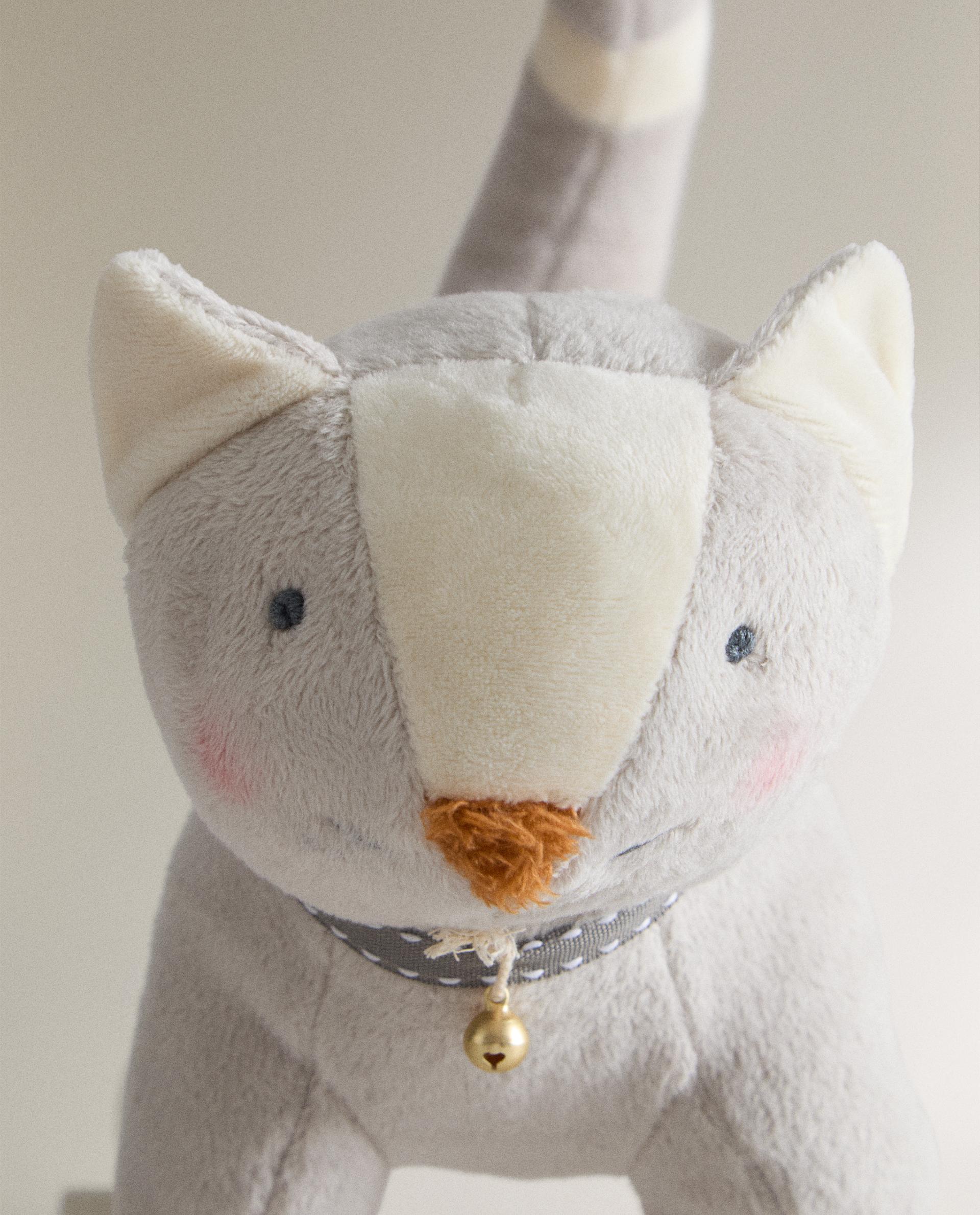 PELUCHE ENFANT CHAT ROULETTES