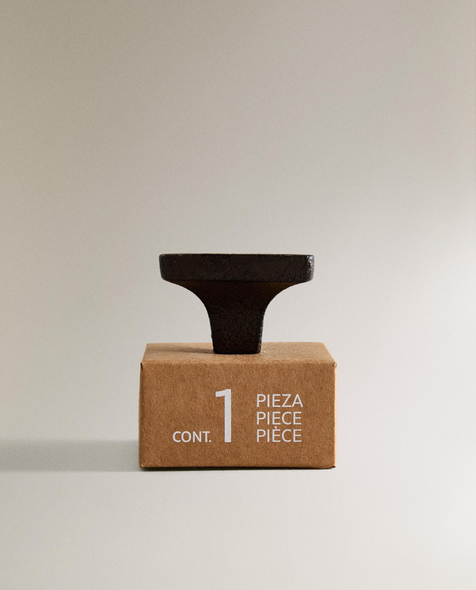 IRON HOOKS product thumbnail 8