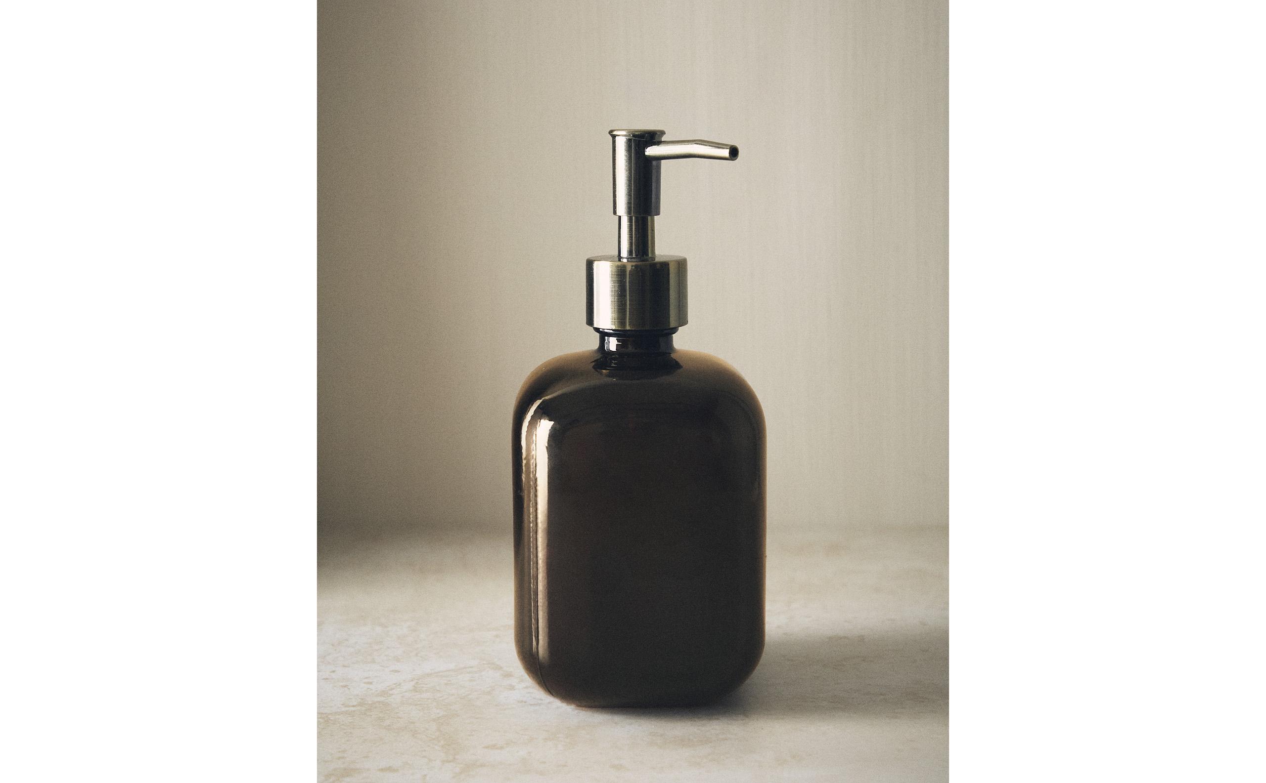 1900年代？ ガラス製 ソープディスペンサー ダークガラス ソープディスペンサー | Zara Home 日本/Japan