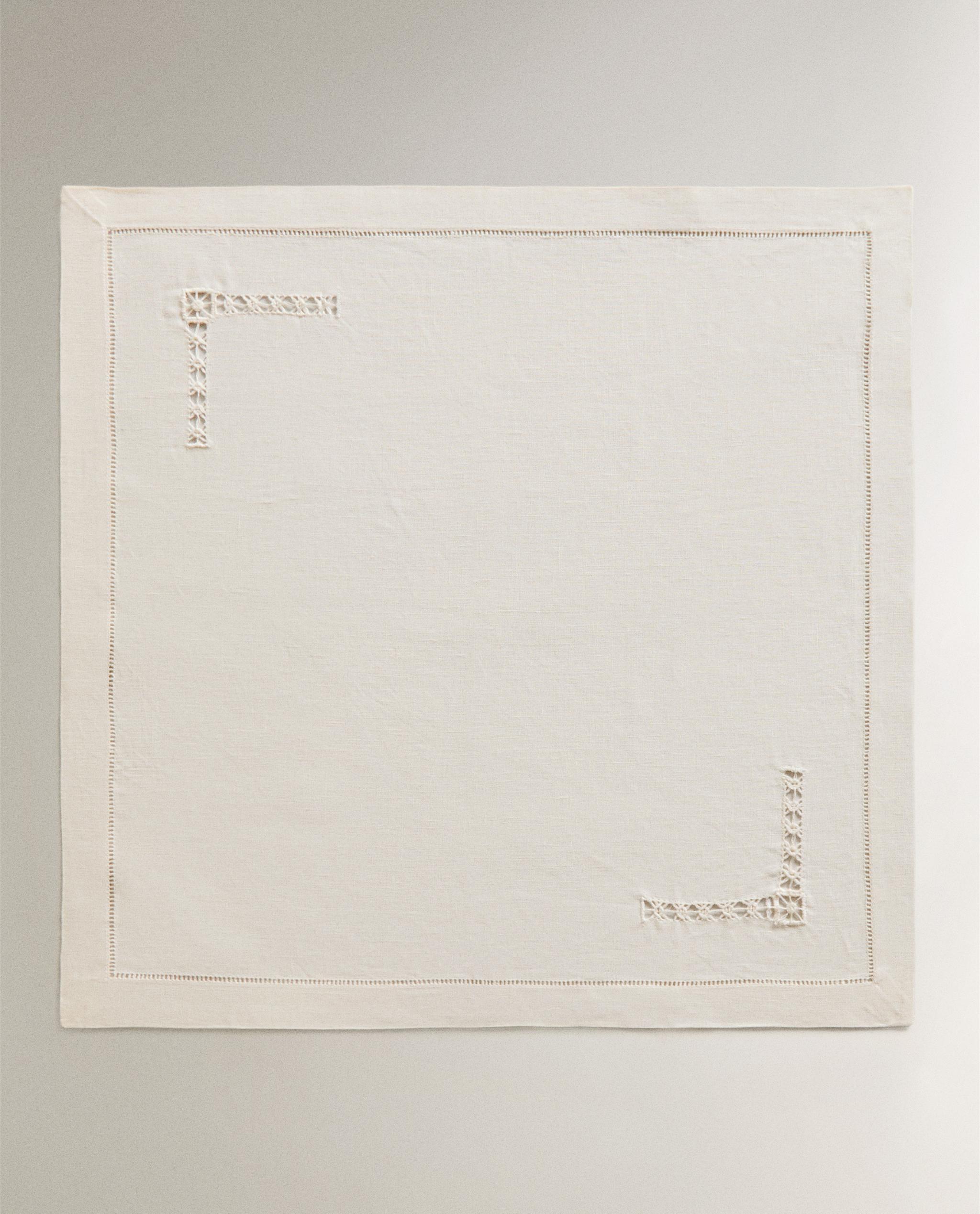 PACK OF HEMSTITCHED LINEN NAPKINS (PACK OF 2) product thumbnail 4