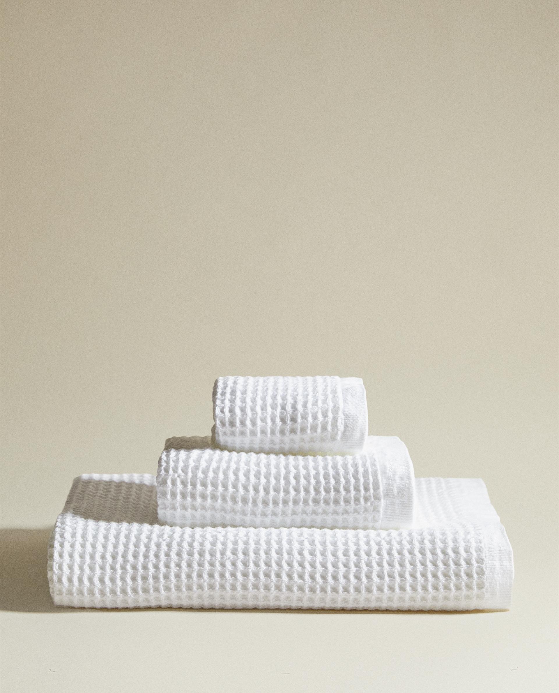 WAFFLE-KNIT COTTON BATH TOWEL product thumbnail 4