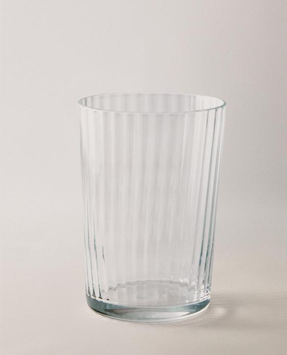 GLASS TUMBLER WITH LINES