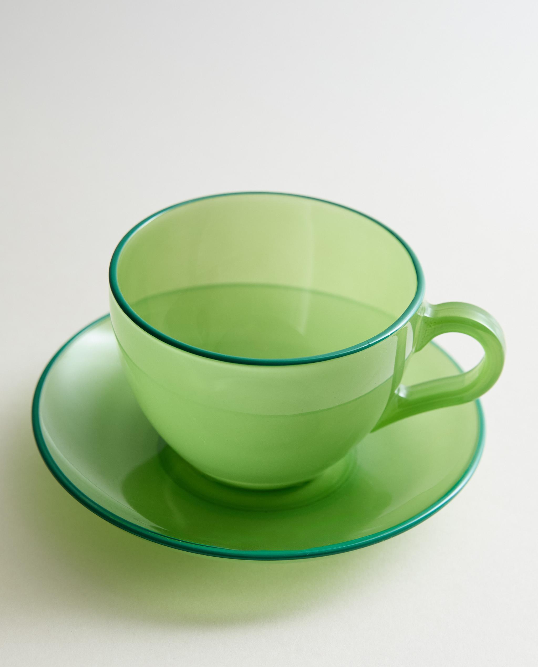コントラストエッジ ガラス コーヒーカップ＆ソーサー | Zara Home