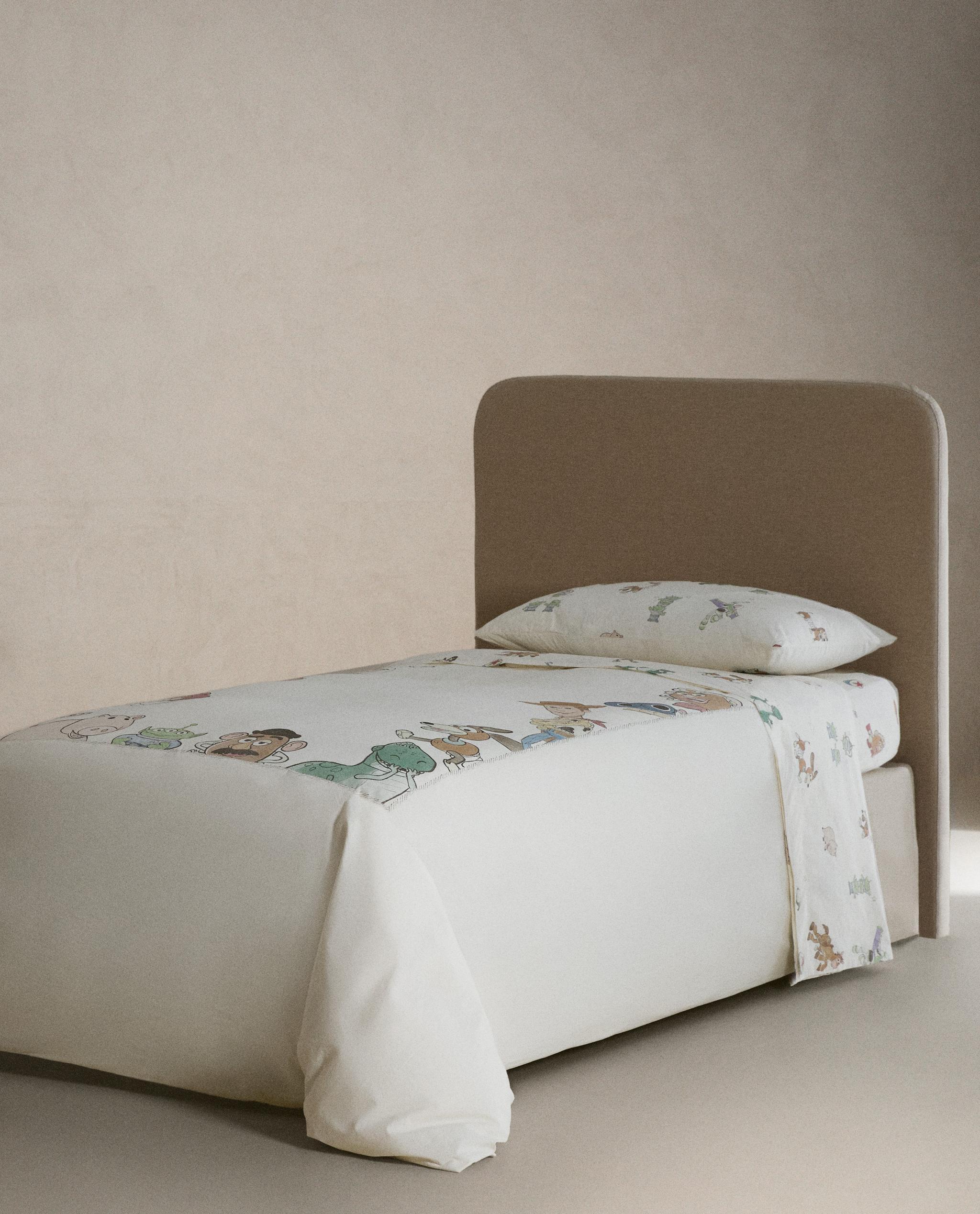 キッズ トイ・ストーリー © DISNEY/PIXAR ボックスシーツ | Zara Home
