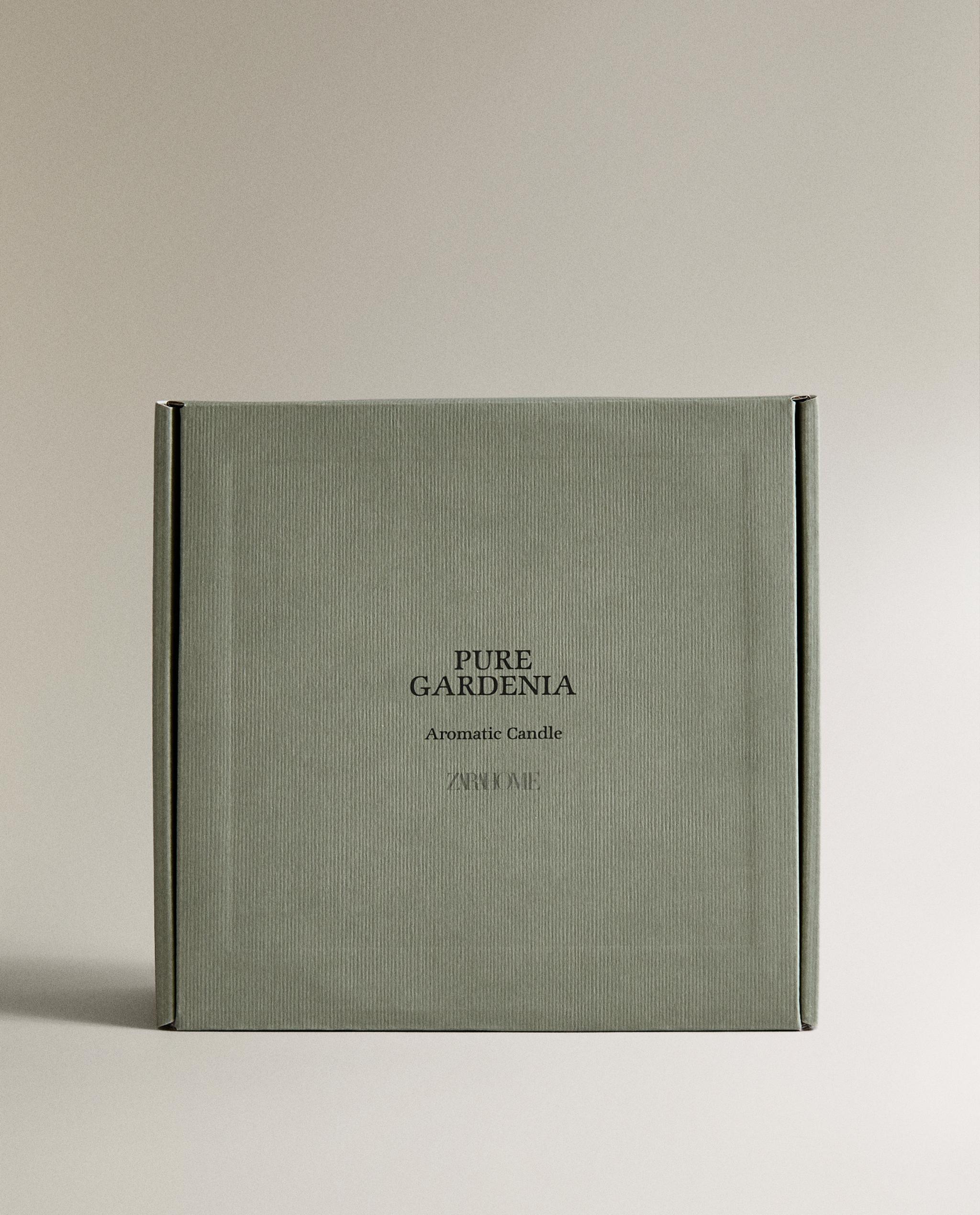 (590 G) PURE GARDENIA SCENTED CANDLE product thumbnail 8