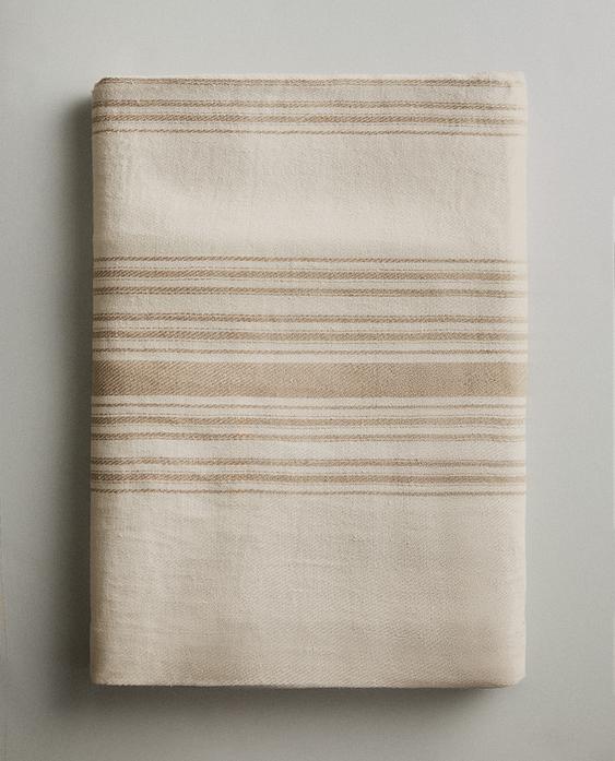 EXTRA-LARGE STRIPED LINEN BLANKET EXTRA-LARGE STRIPED LINEN BLANKET
