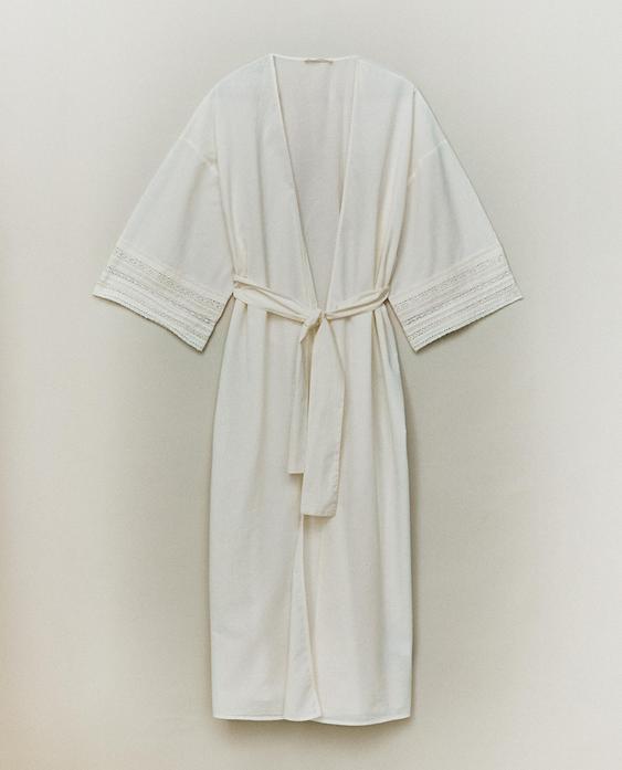 LACE DRESSING GOWN