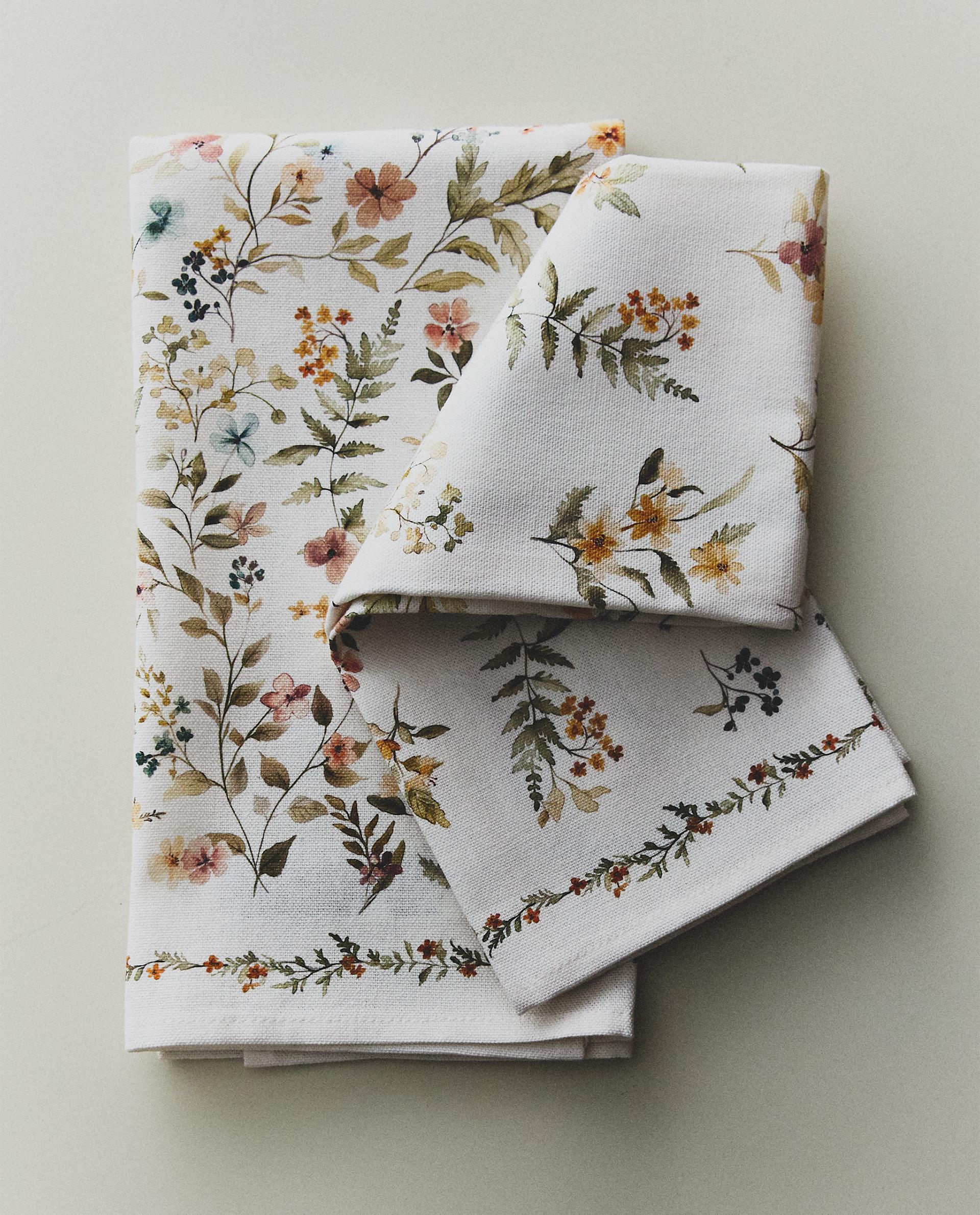 PACK OF FLORAL PRINT TEA TOWEL (PACK OF 2) PACK OF FLORAL PRINT TEA TOWEL (PACK OF 2)