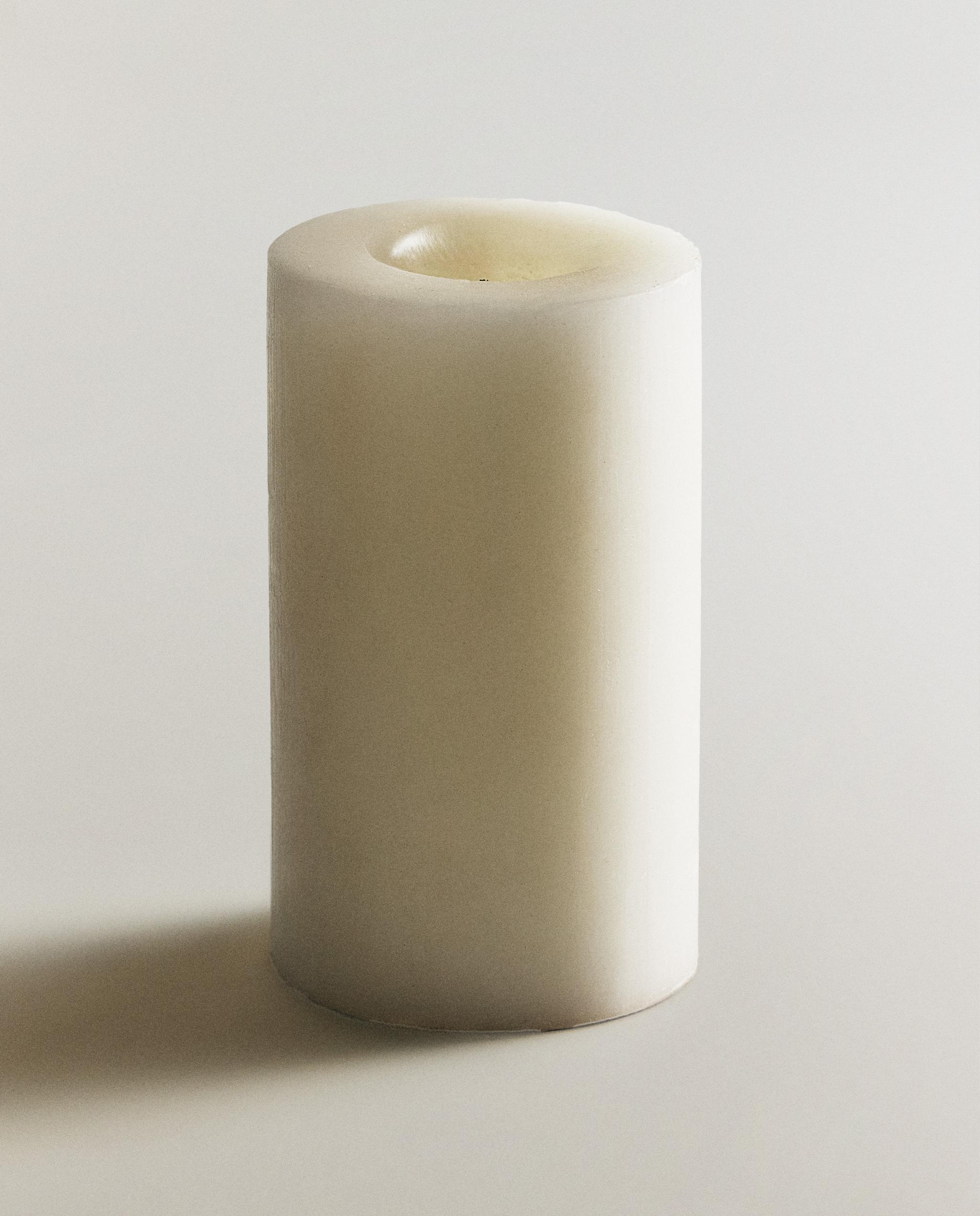DECORATIVE CYLINDRICAL CANDLE product thumbnail 15