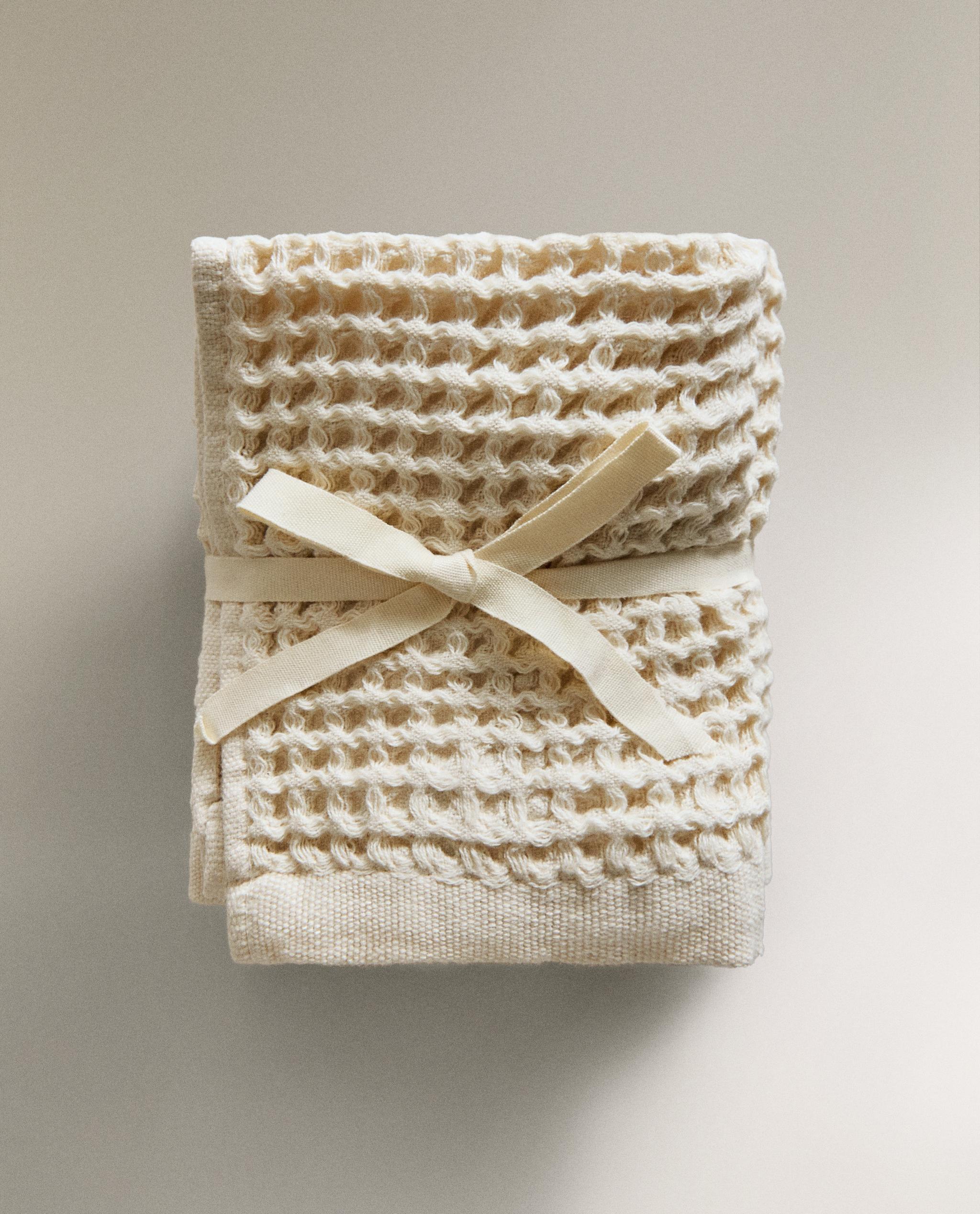 WAFFLE-KNIT COTTON HAND TOWEL (PACK OF 3) product thumbnail 18