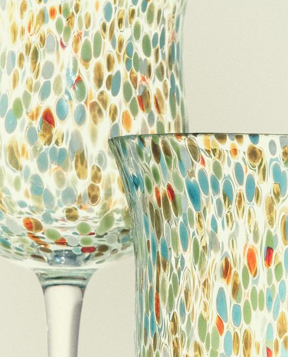 GLAS EN VEELKLEURIG GLAS